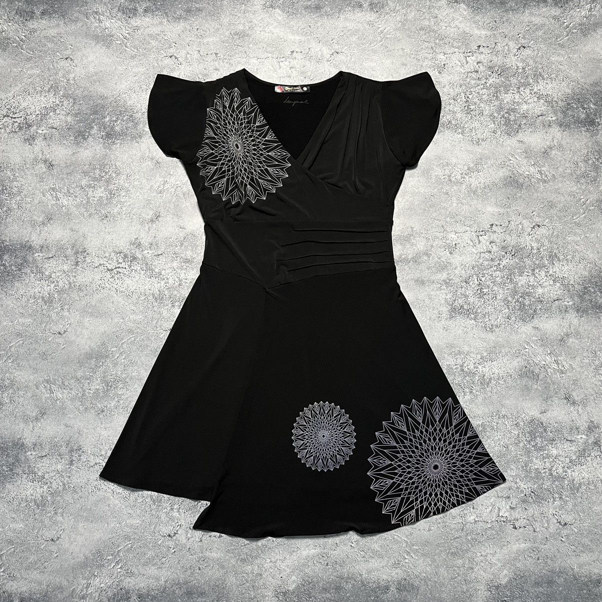 Designer × Desigual Desigual Asymmetric Geometric Dress Ladies Short Sleeve Size XL / US 12-14 / IT 48-50 - 1 Thumbnail