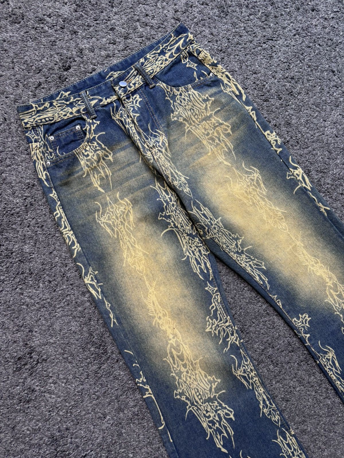 Vintage Vintage streetwear very rare art blue yellow flared jeans Size US 31 - 3 Thumbnail