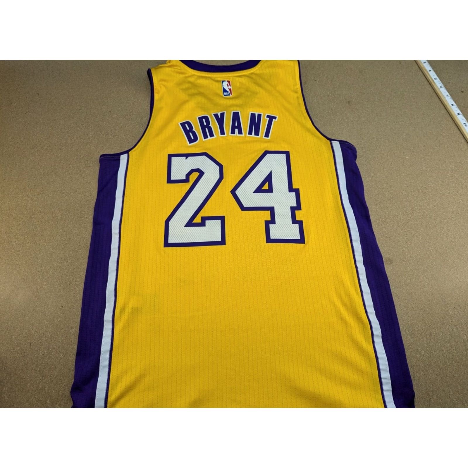 Adidas Nike Kobe Bryant 2016 Basketball Jersey Mens S Swingman adidas Yellow Short Sleeve T-Shirt Sportswear Size US S / EU 44-46 / 1 - 2 Thumbnail