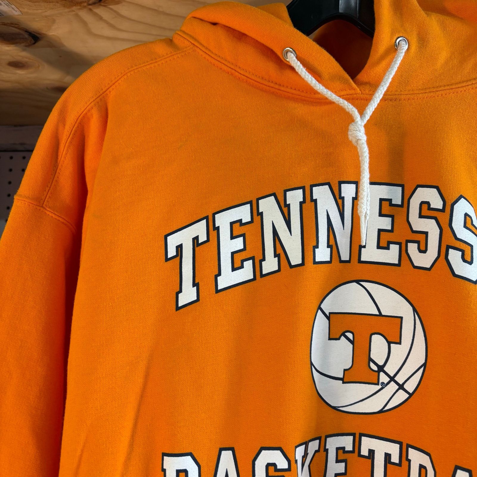 NCAA × Vintage Vintage 90s Tennessee Basketball Deadstock Bookstore Hoodie Size US XL / EU 56 / 4 - 7 Thumbnail