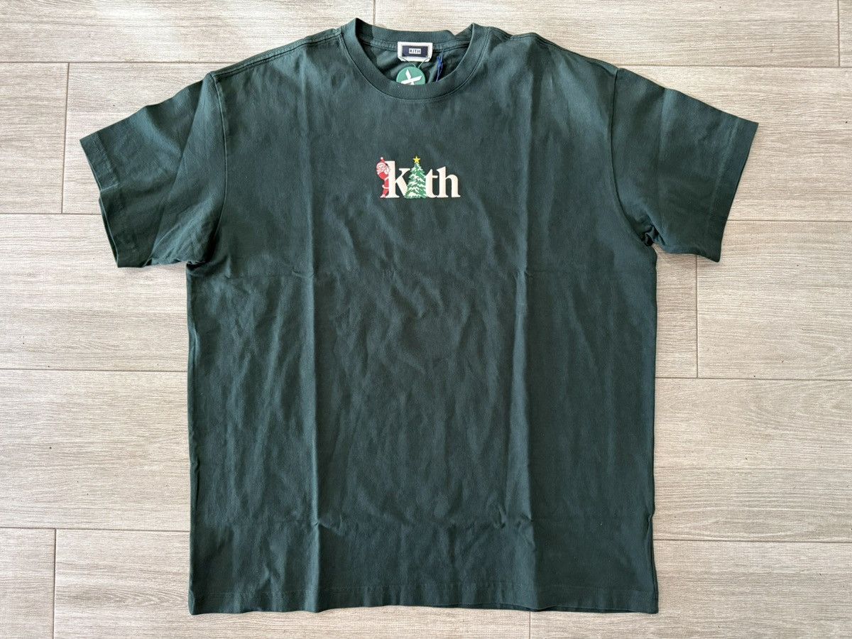 Kith KITH Kithmas Comic Santa Rodeo Tee Stadium T-Shirt Sz Large Size US L / EU 52-54 / 3 - 1 Thumbnail