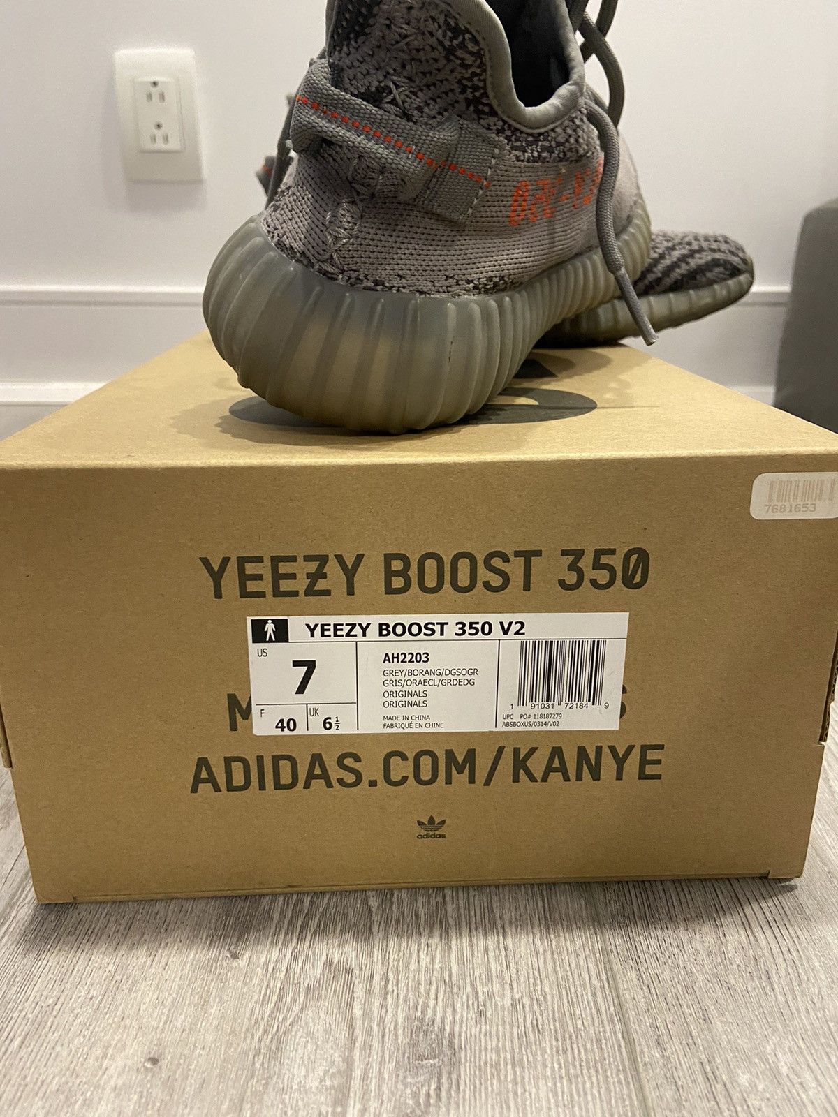 Yeezy Beluga 2.0 350 V2