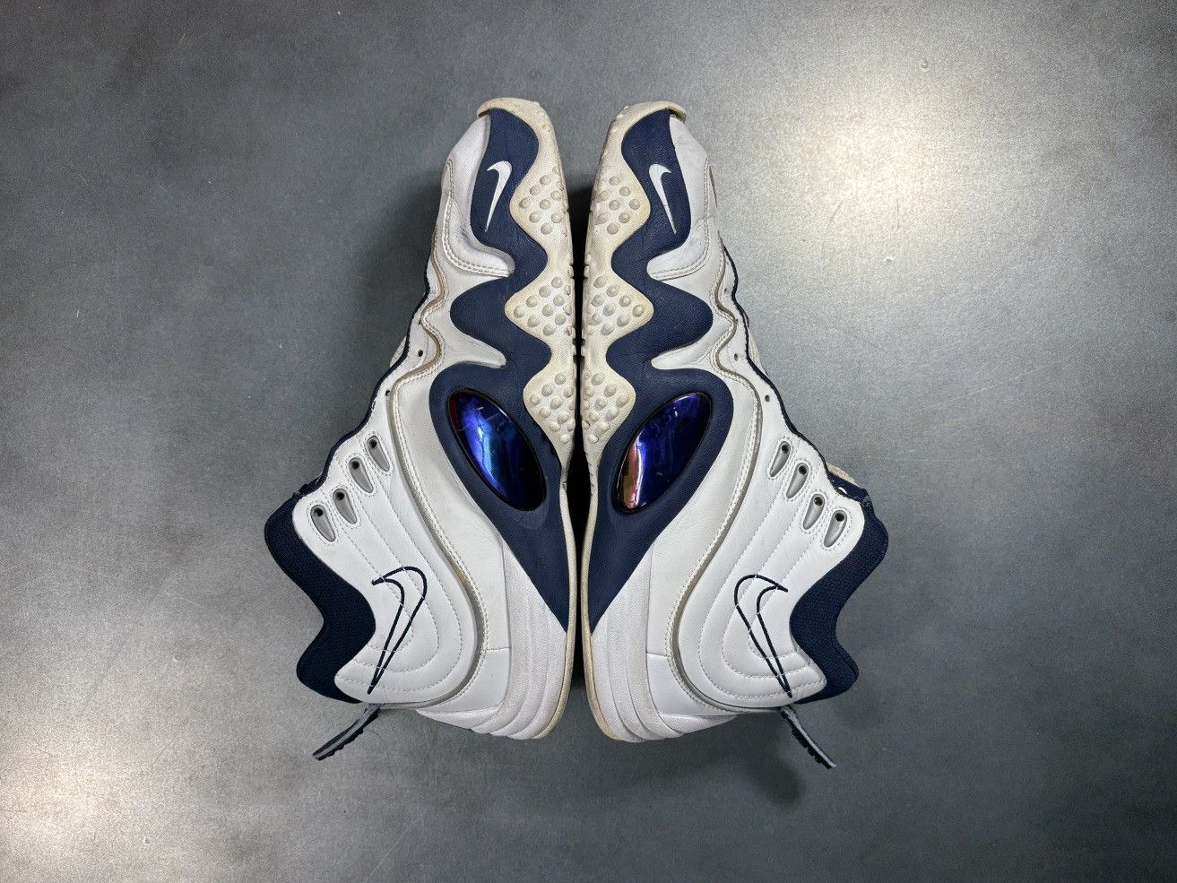 Nike 2008 Nike Air Zoom Flight Five Jason Kidd Mens US 11 Used Size US 11 / EU 44 - 21 Thumbnail