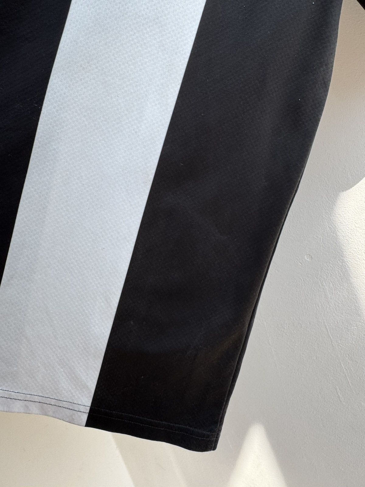 Puma NEWCASTLE UNITED 2019 2020 HOME FOOTBALL SHIRT SOCCER JERSEY Size US L / EU 52-54 / 3 - 18 Thumbnail