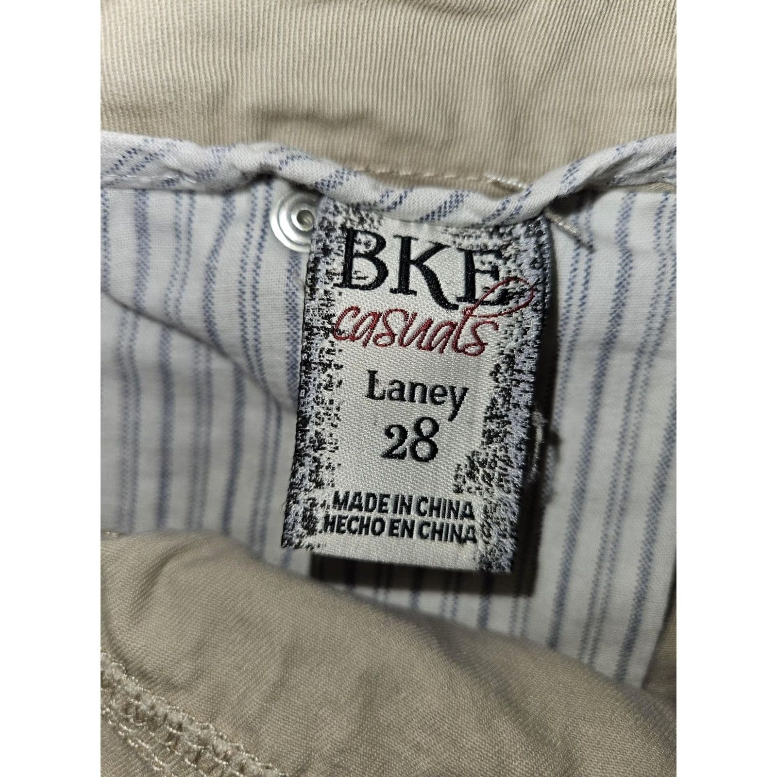 BKE BKE Casuals Shorts Womens 28 Beige Lace Back Pockets Cutoff Twill Laney Summer Dress: Shorts Size 28" / US 6 / IT 42 - 3 Thumbnail