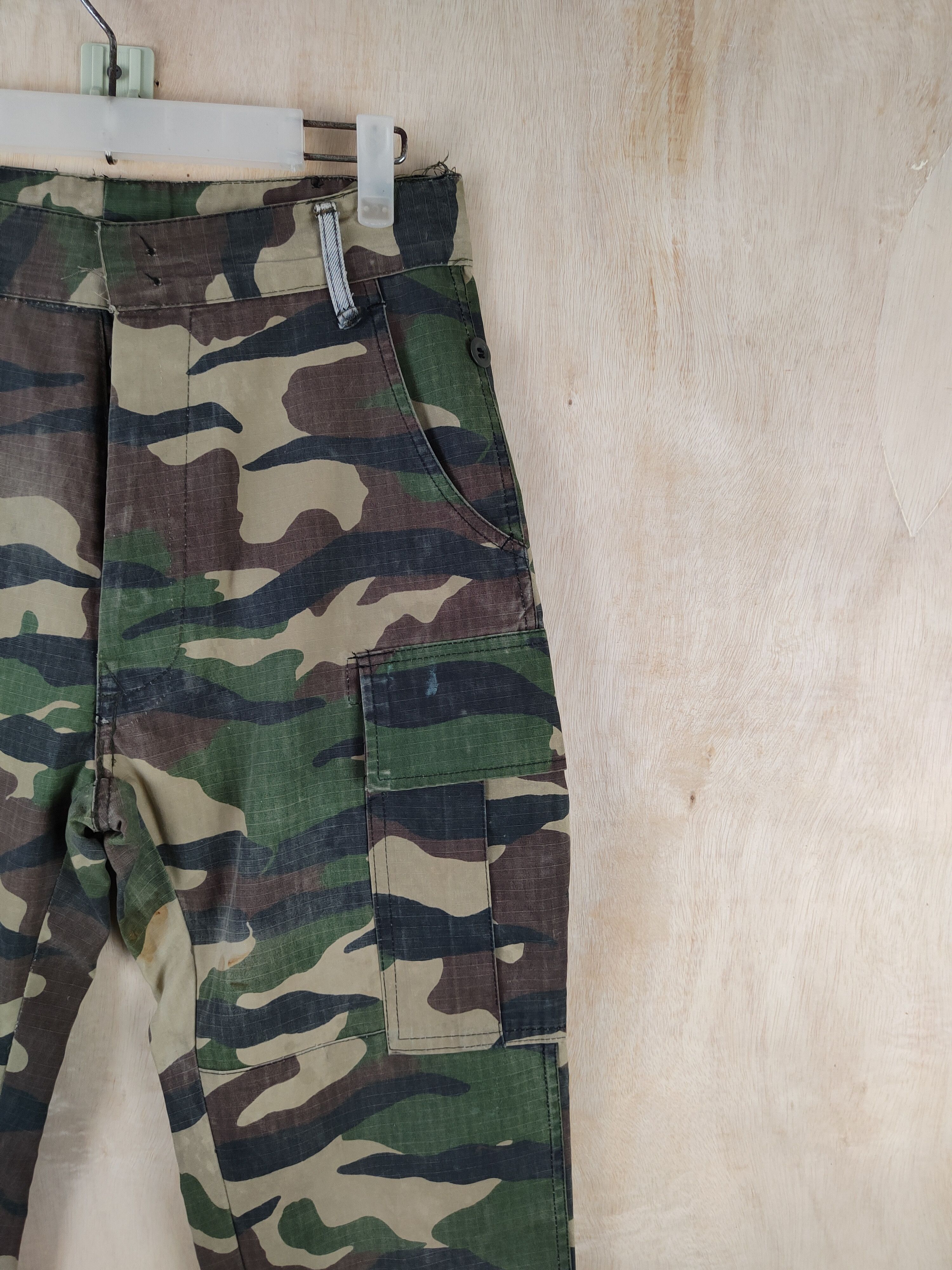 Japanese Brand Japanese Brand Camouflage Multipocket Cargo Pants #S2644 Size US 29 - 5 Thumbnail