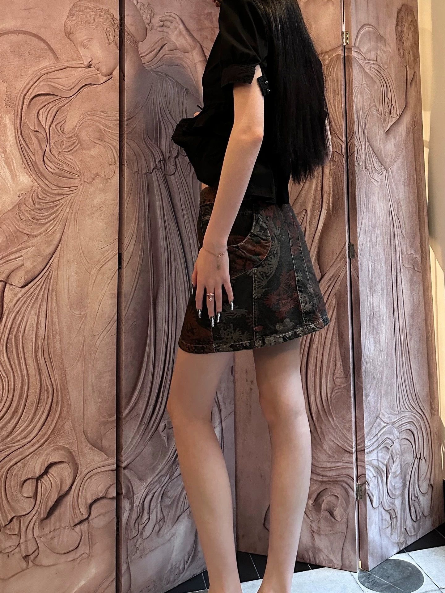 Kenzo Kenzo Vintage Floral Print Denim Skirt Size 38 Size 26" / US 2 / IT 38 - 5 Thumbnail