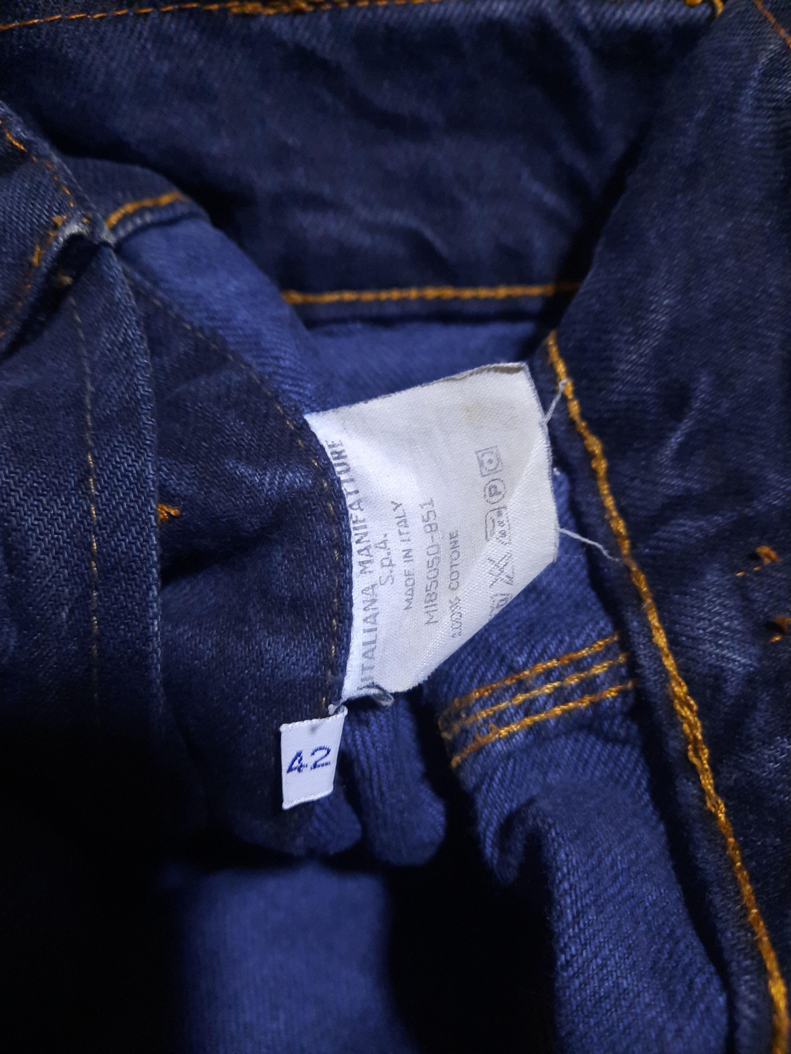 Gianfranco Ferre Vintage Gianfranco Ferre Jeans Indigo Denim Jacket Size US L / EU 52-54 / 3 - 3 Thumbnail