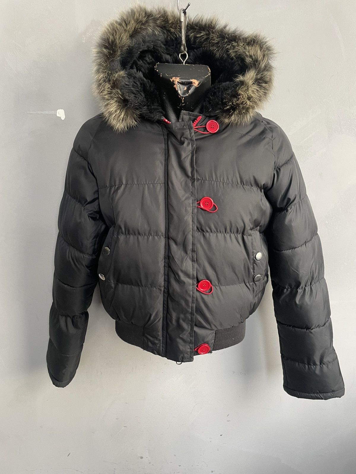 Hysteric Glamour Cropped puff jacket fur hood bomber hysteric glamour y2k Size US M / EU 48-50 / 2 - 7 Thumbnail