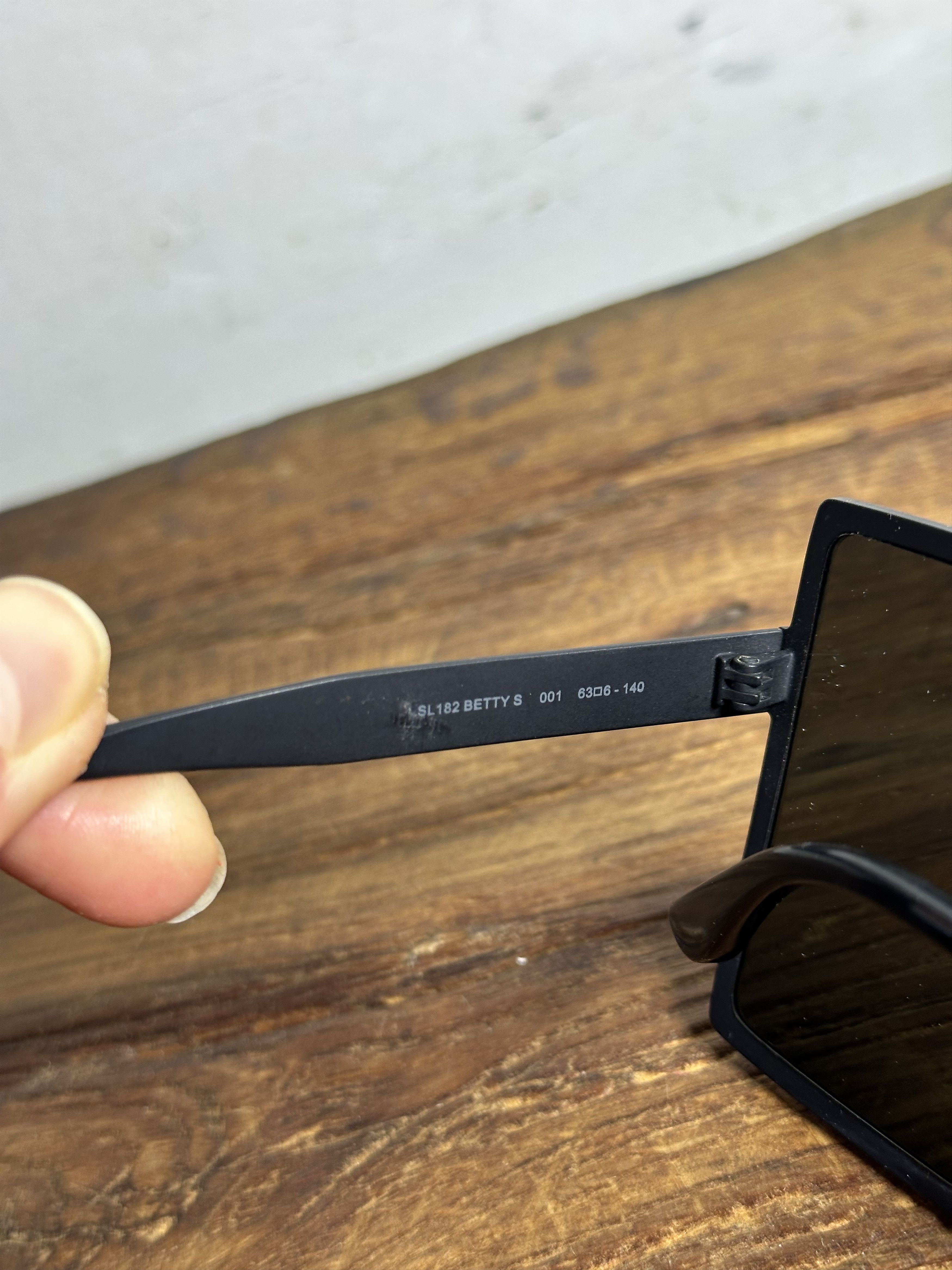 Saint Laurent Paris SAINT LAURENT BLACK SQUARE 'BETTY' SHIELD SUNGLASSES Size ONE SIZE - 8 Thumbnail