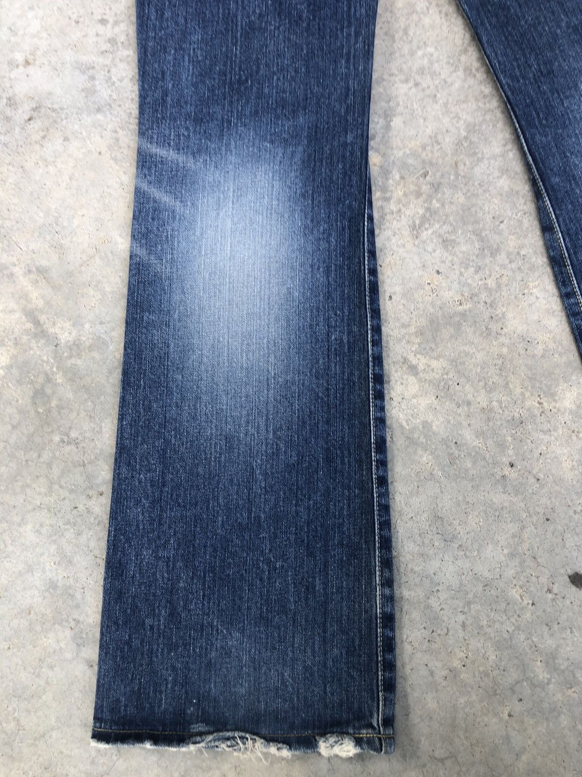 Le Grande Bleu (L.G.B.) Y2k Levis 517 Flared Jeans Distressed Jeans Size US 30 / EU 46 - 11 Thumbnail
