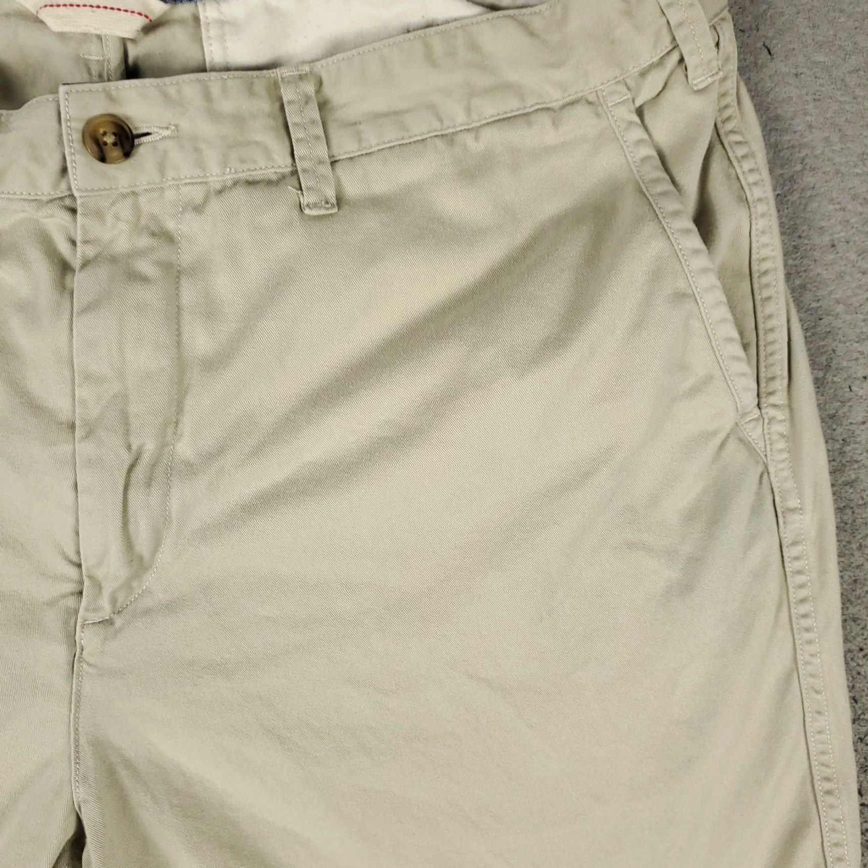 Ralph Lauren Ralph Lauren Shorts Mens Size 38 Beige Relaxed Fit Flat Front Chino Shirt Size US 38 / EU 54 - 3 Thumbnail