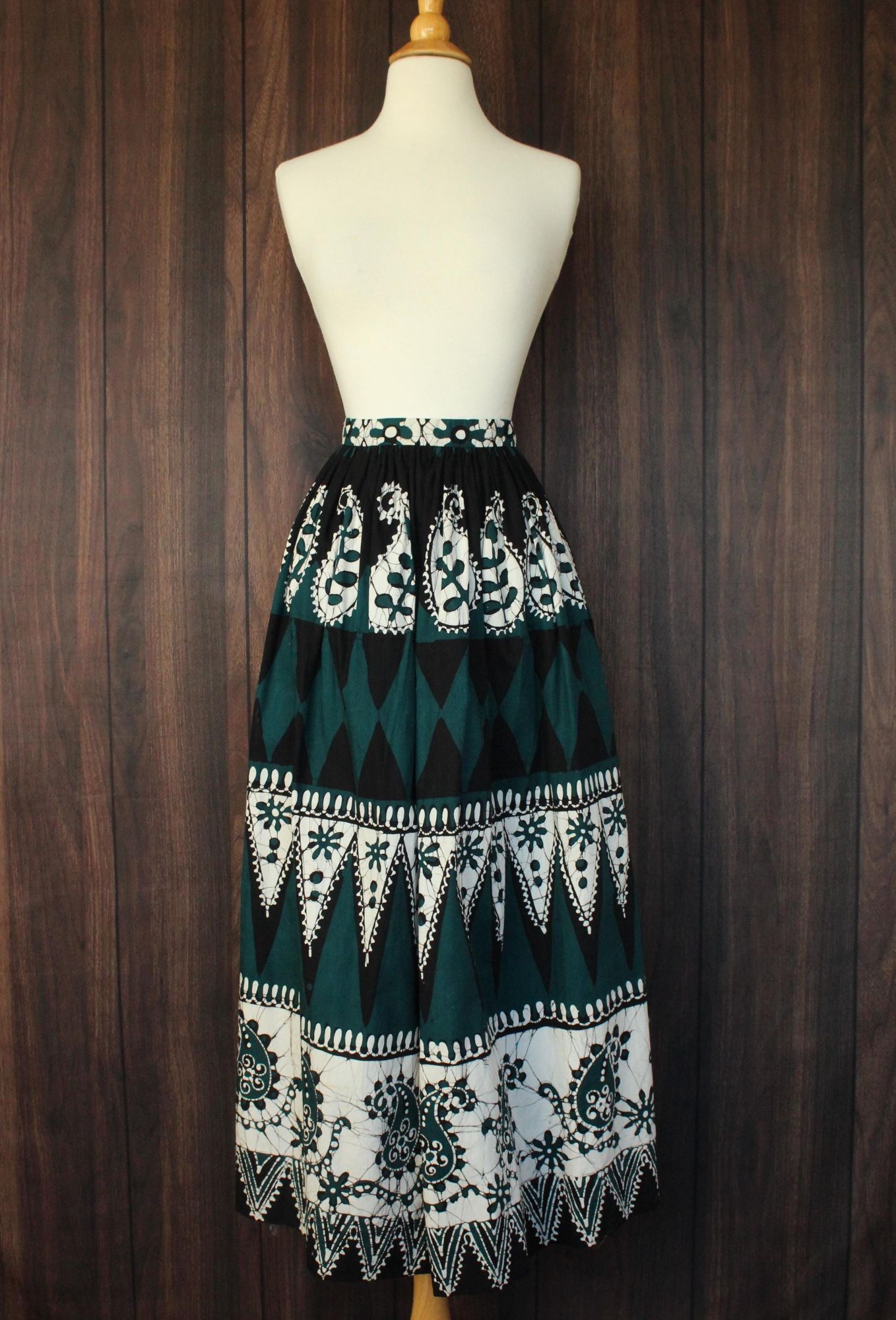 Vintage Vintage 1960s 1970s Skirt, Black Teal and White Maxiskirt, B Size 22" - 2 Thumbnail