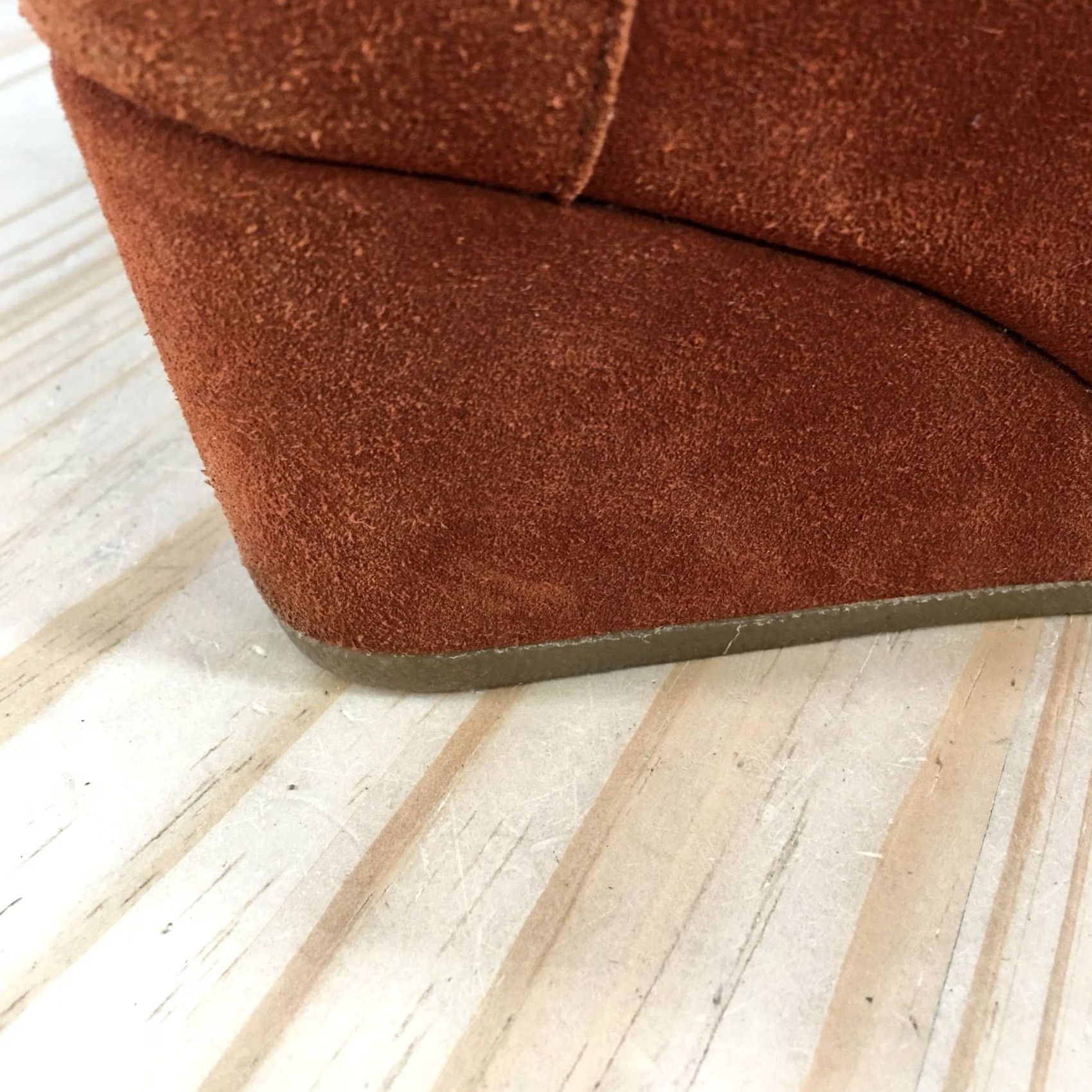 Toms TOMS Boots Desert Wedge Ankle Booties Womens 6 Rust Brown Suede Leather Casual Boots Size US 6 / IT 36 - 7 Thumbnail