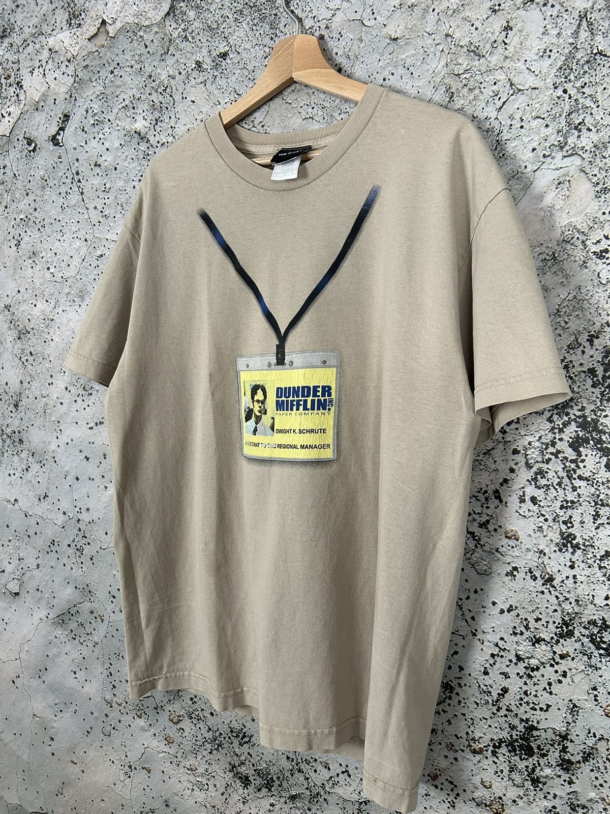 Vintage The Office Official Merch Dwight Schrute Movie Series Tee Size US L / EU 52-54 / 3 - 2 Thumbnail