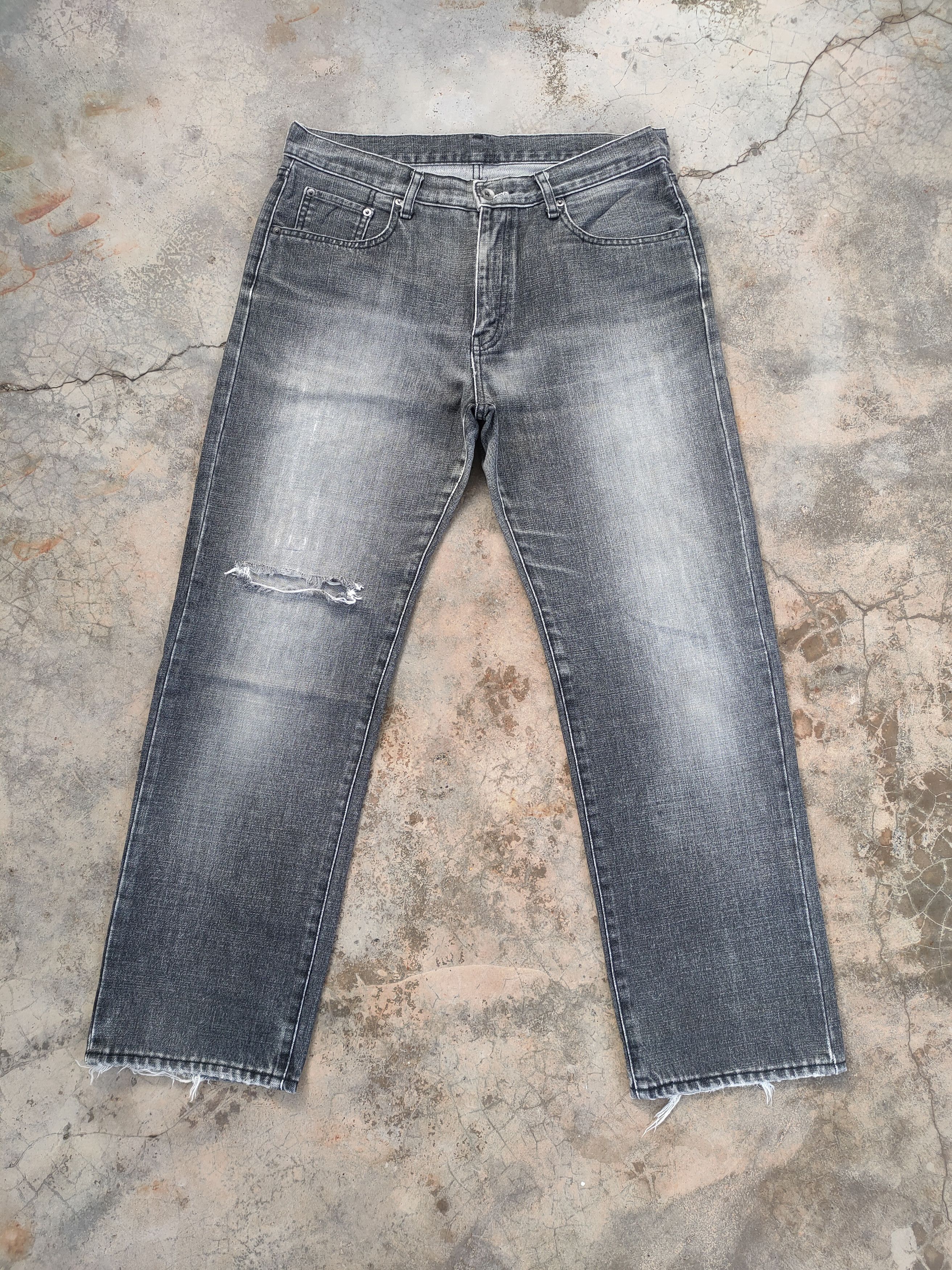 Japanese Brand #JAPANESE VINTAGE BLACK FADED RIPPED JEANS DENIM PANTS Size US 34 / EU 50 - 2 Thumbnail