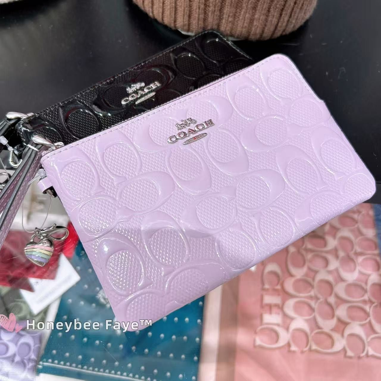 Coach Corner Zip Wristlet In Signature Leather Heart Charm CDF04 Size ONE SIZE - 2 Thumbnail