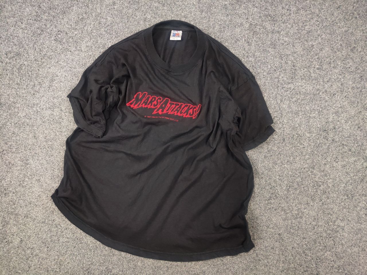 Vintage Vintage 1997 Mars Attacks Movie Home Video Promo T-shirt tee Size US XL / EU 56 / 4 - 3 Thumbnail