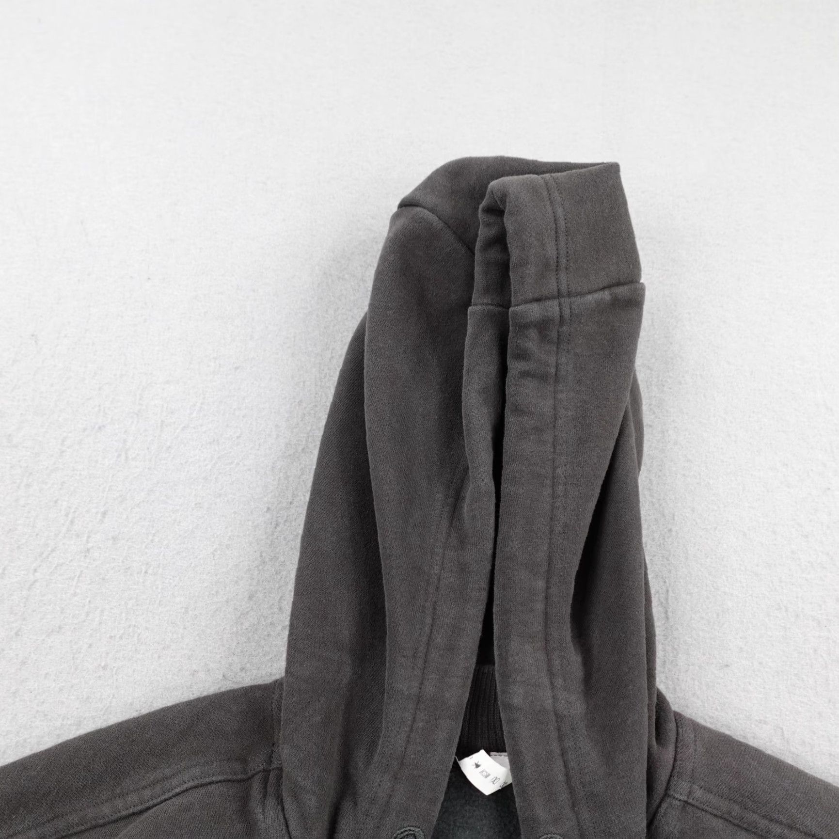 Lululemon Lululemon Hoodie Womens 2 Graphite Grey Cool Crescent Pullover Crop Sweatshirt Size XS / US 0-2 / IT 36-38 - 2 Thumbnail