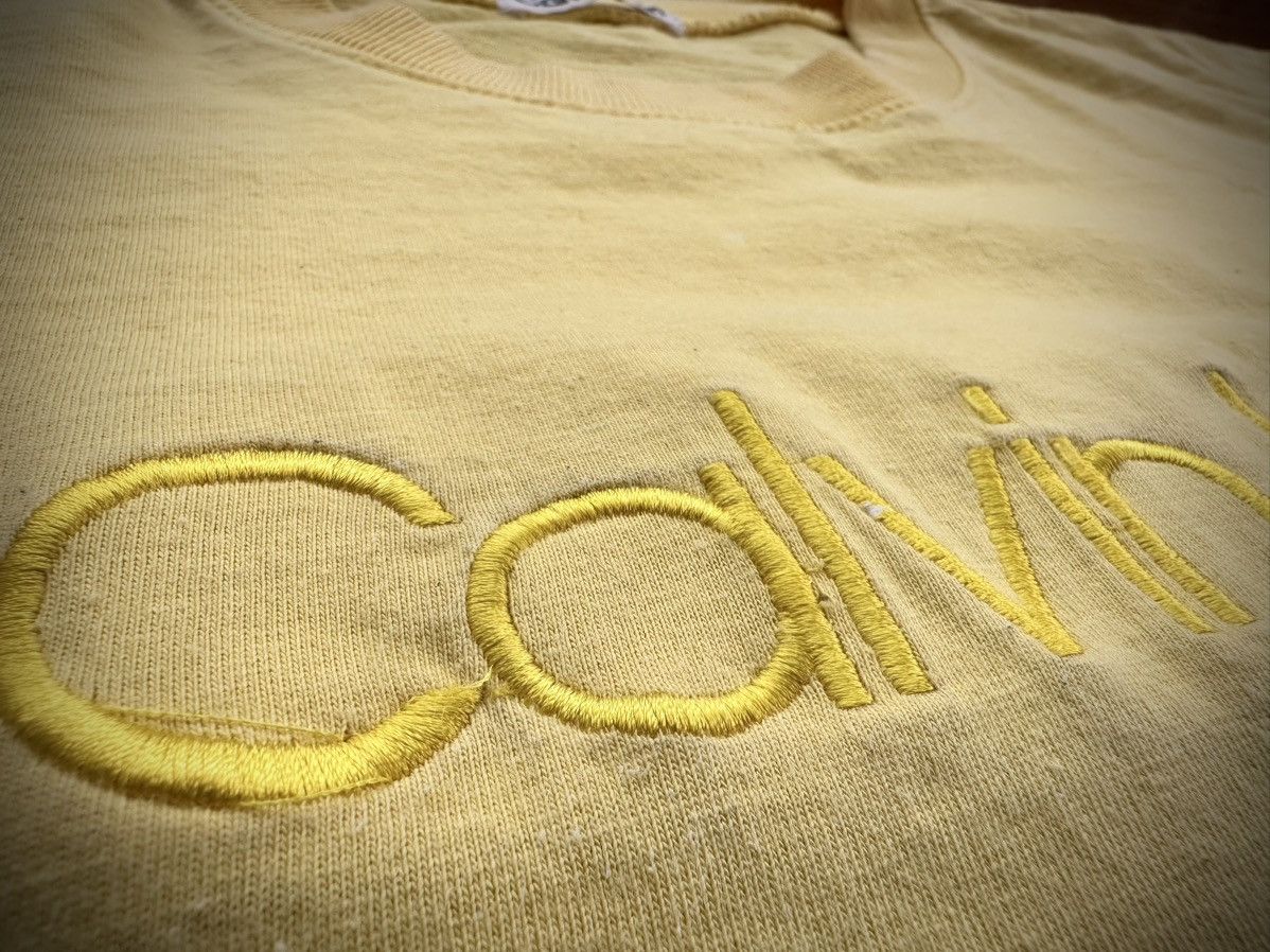 Calvin Klein × Vintage Vintage Y2K 80s Calvin Klein T Shirt Single Stitch Cropped Size US L / EU 52-54 / 3 - 10 Thumbnail