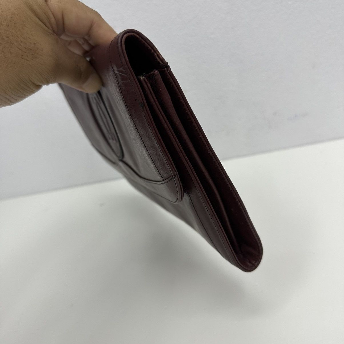Cartier ‼️YES‼️ AUTHENTIC MUST DE CARTIER BURGUNDY LEATHER CLUTCH BAG Size ONE SIZE - 6 Thumbnail