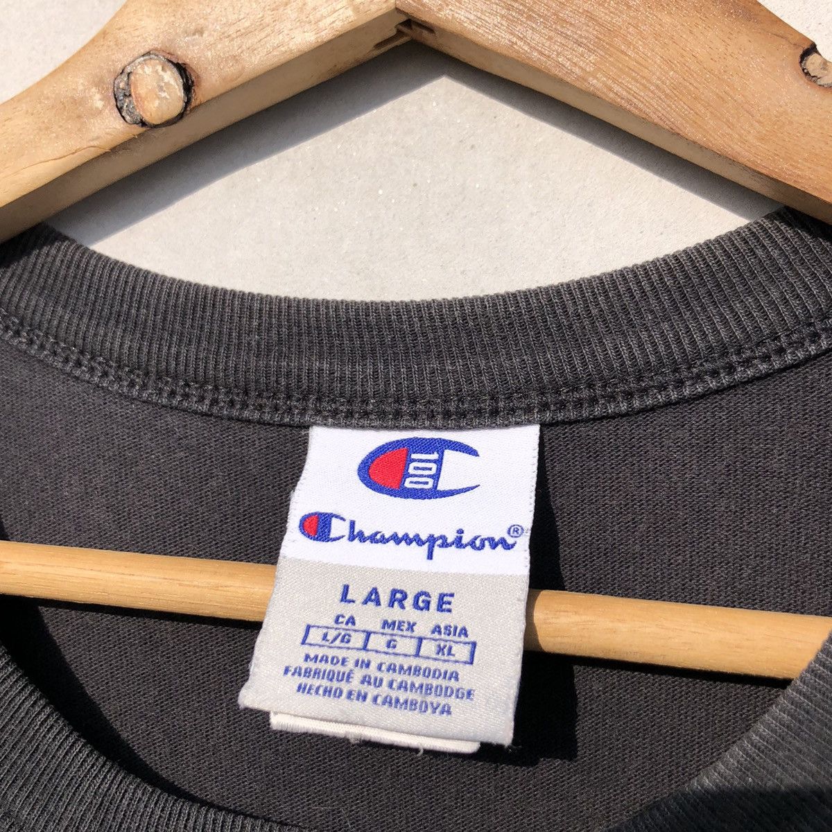 Champion × Vintage RARE‼️ Champion Size US L / EU 52-54 / 3 - 4 Thumbnail