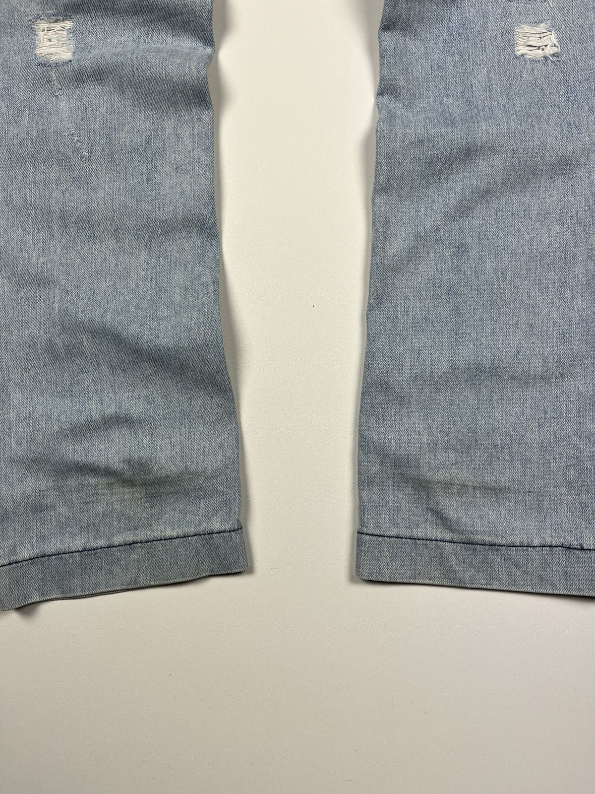 Dolce & Gabbana Vintage Dolce & Gabbana Distressed Blue Denim Metal Logo Size US 28 / EU 44 - 7 Thumbnail