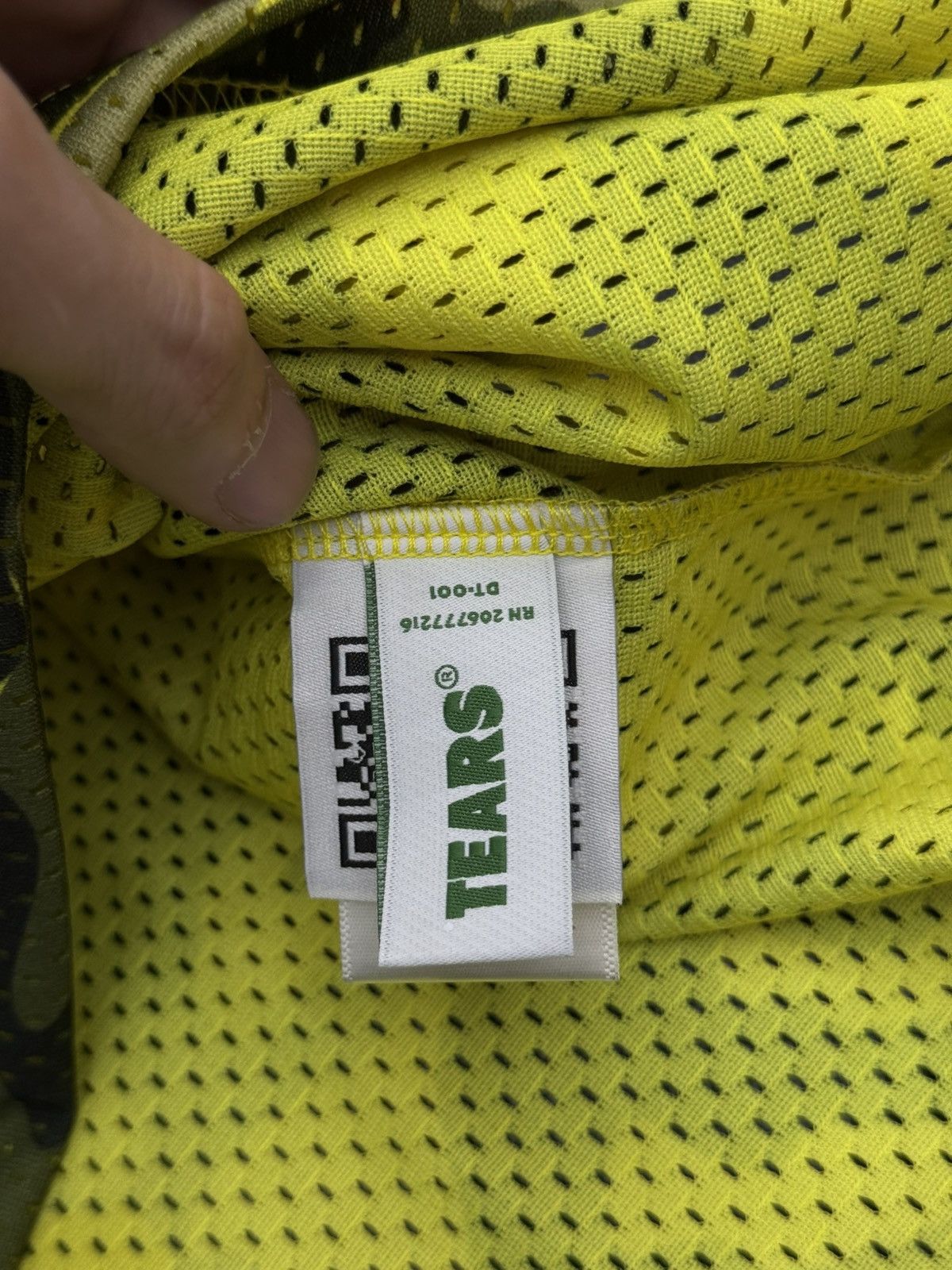 DENIM TEARS Denim Tears Yellow Camo Cotton Wreath Jersey Size XXL (NEW) Size US XXL / EU 58 / 5 - 8 Thumbnail