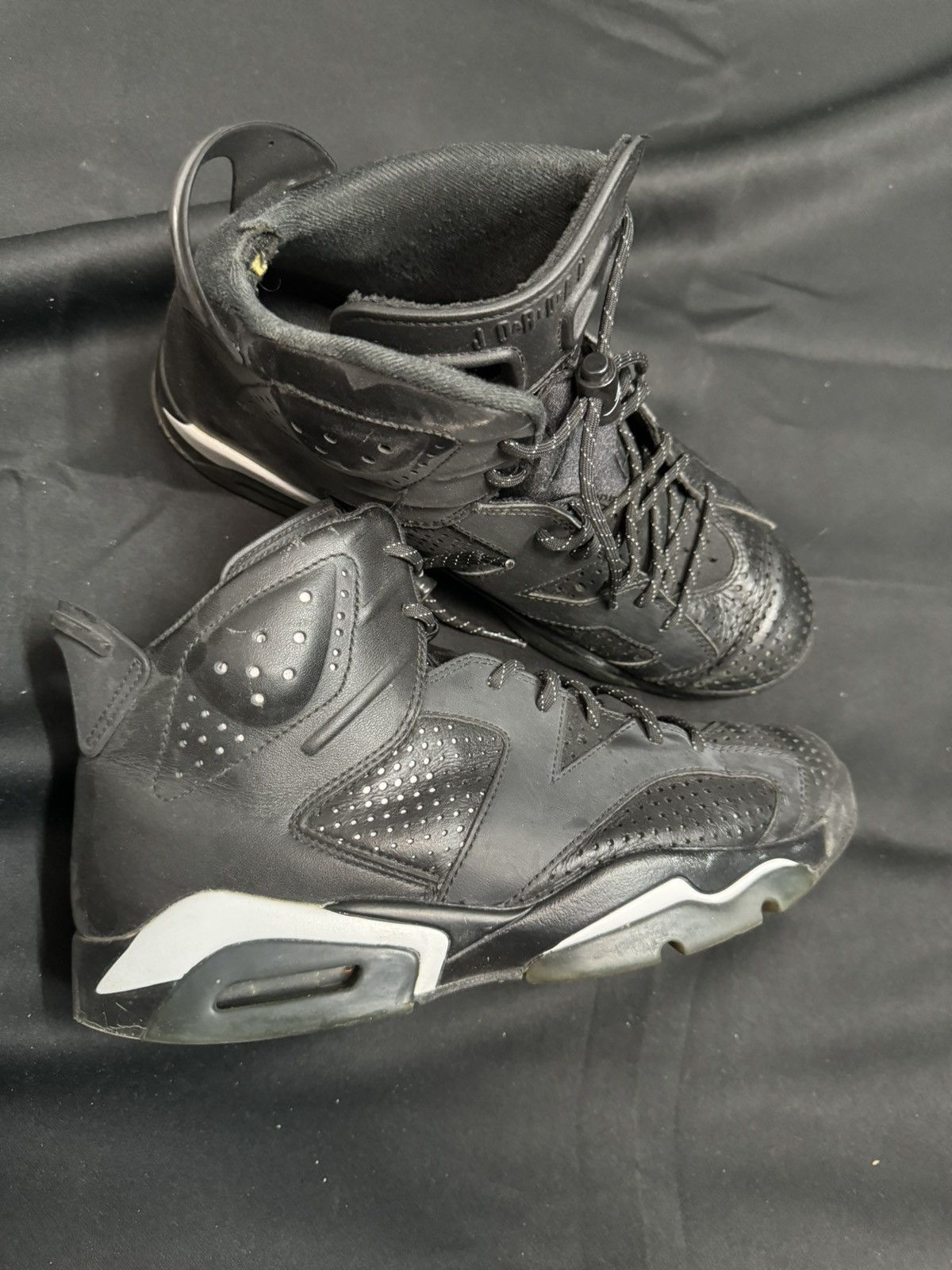Jordan Brand Jordan 6 Retro Black Cat Size US 8.5 / EU 41-42 - 2 Thumbnail