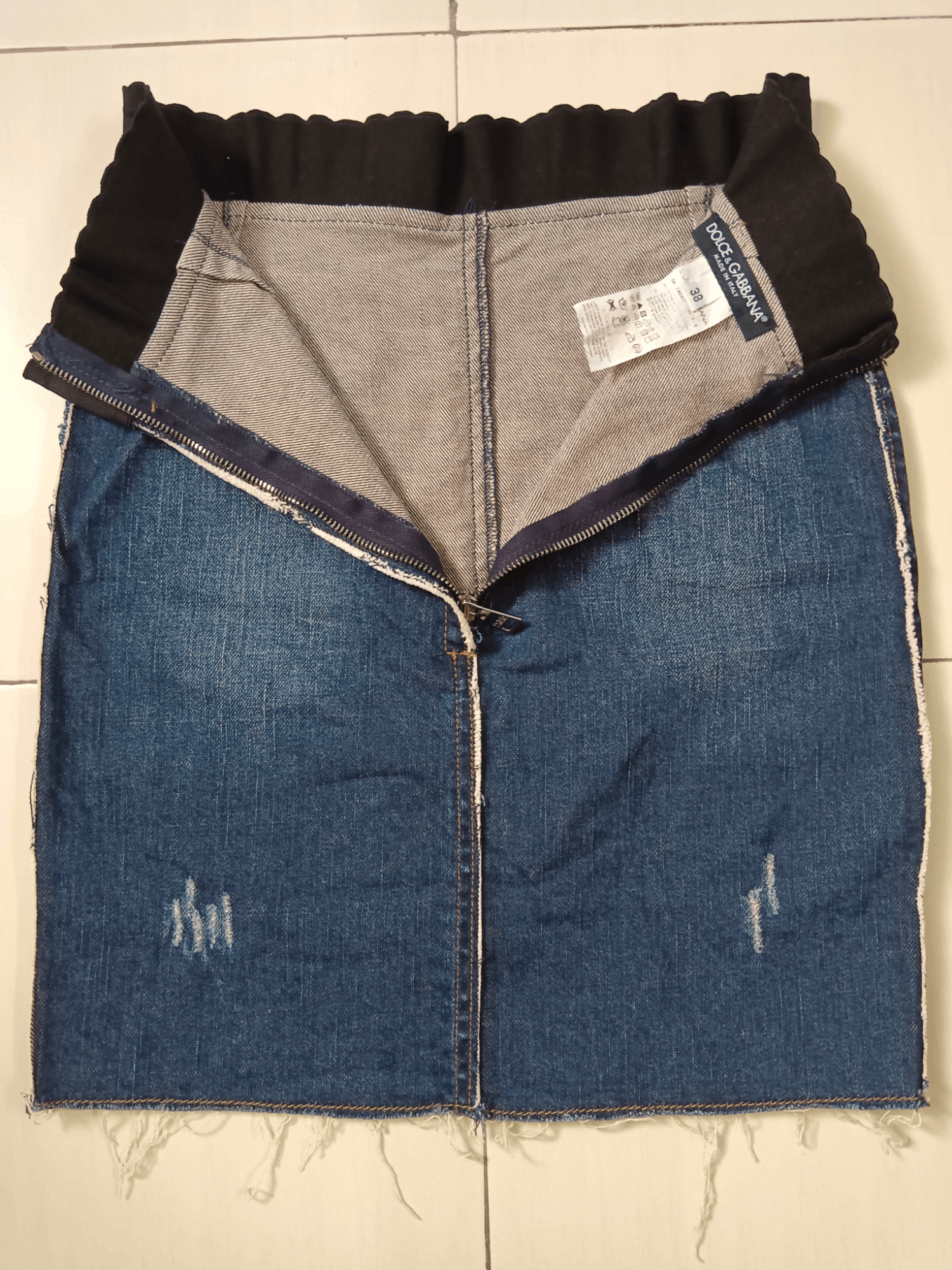 Dolce & Gabbana Dolce & Gabbana Denim Mini Skirt Size 24" / US 00 / IT 34 - 2 Thumbnail