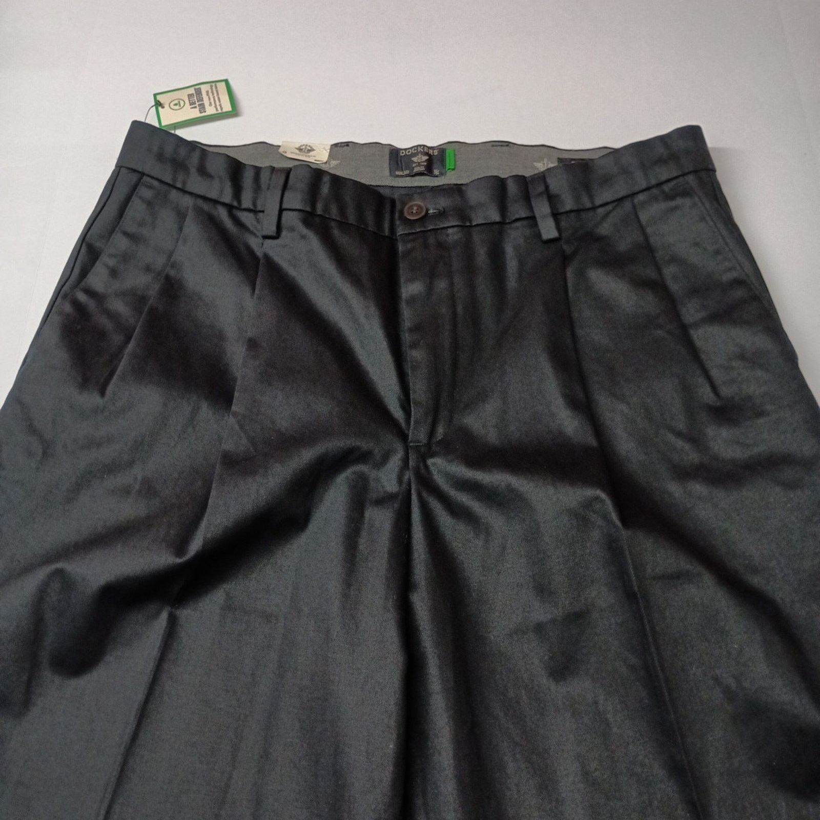 Dockers Dockers Signature Iron Free Khakis Men's 36x36 Black Pleated Size US 36 / EU 52 - 4 Thumbnail