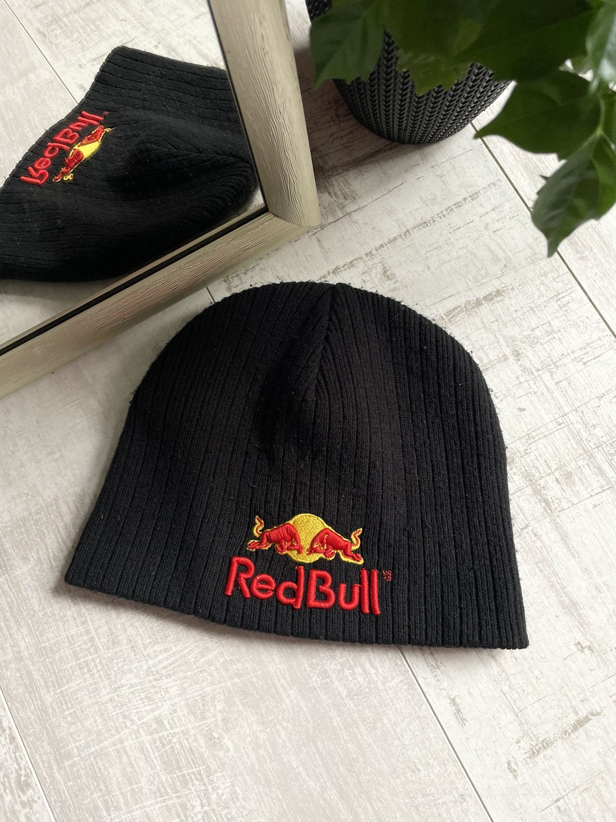 Red Bull × Vintage Crazy Y2K Vintage Red Bull Hat Black Racing Size ONE SIZE - 2 Thumbnail