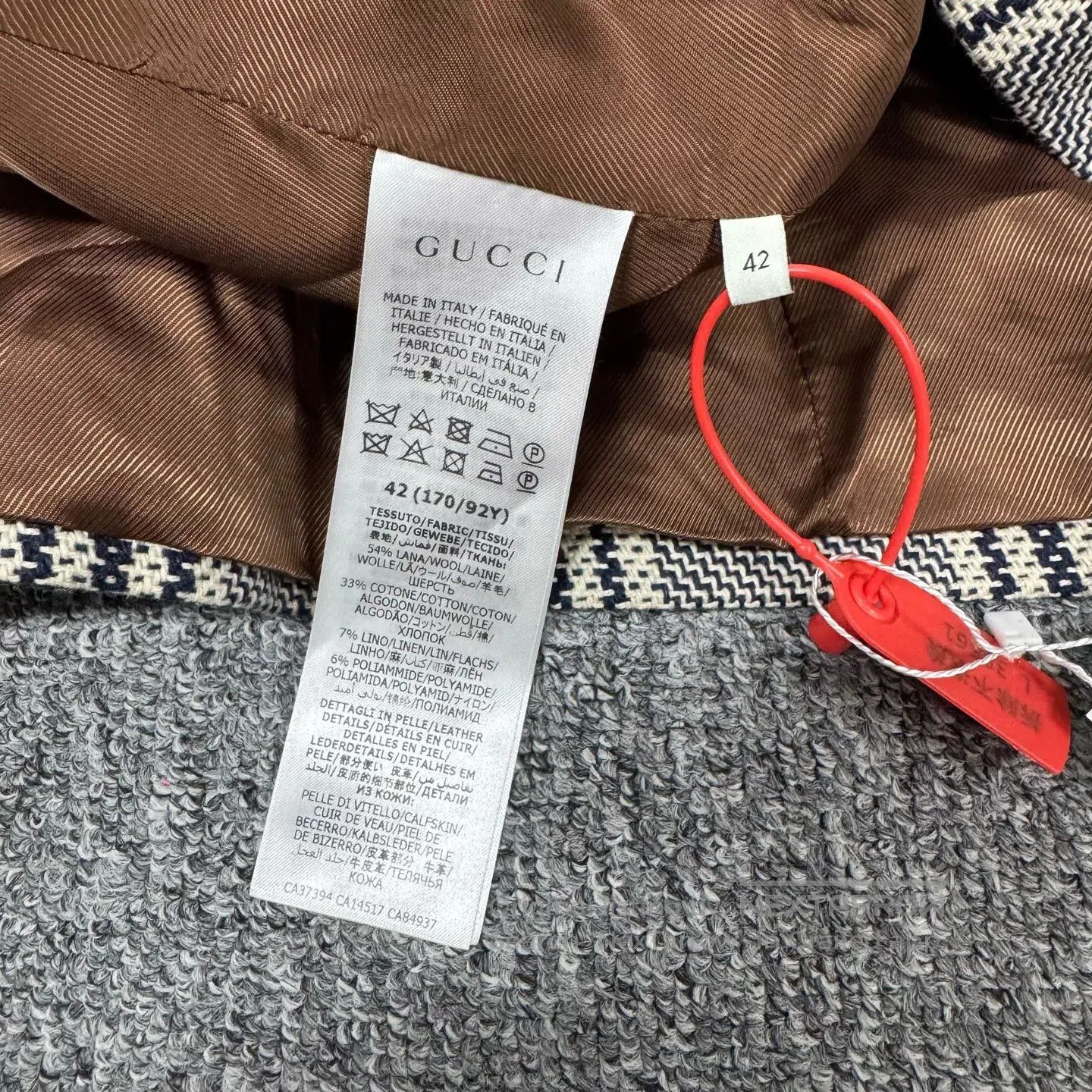 Gucci Guicci SIZE 42 Thousand-flying bird pattern, double-row bu Size L / US 10 / IT 46 - 6 Thumbnail