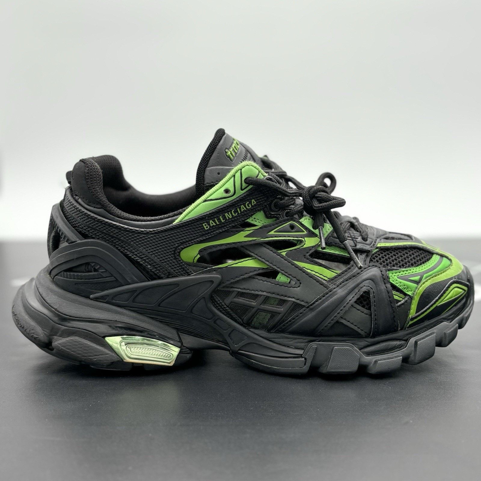 Balenciaga Balenciaga Track 2 Trainer ' Black Green ' | GOOD CONDITION! Size US 8 / EU 41 - 2 Thumbnail