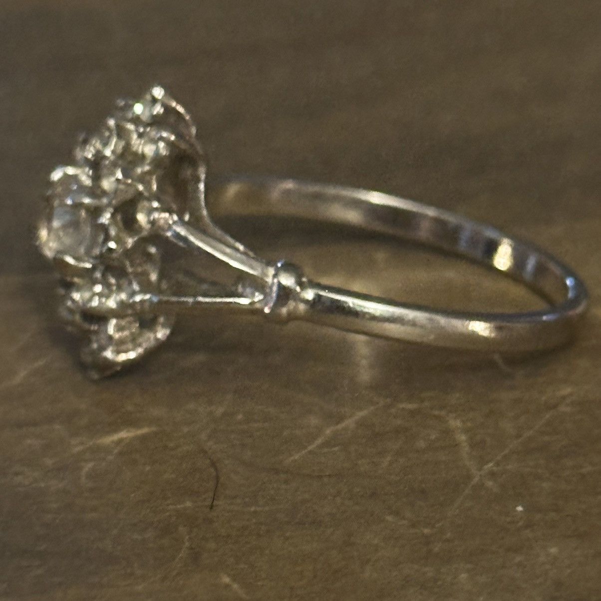 Other Rhinestone flower cocktail ring Size ONE SIZE - 6 Thumbnail