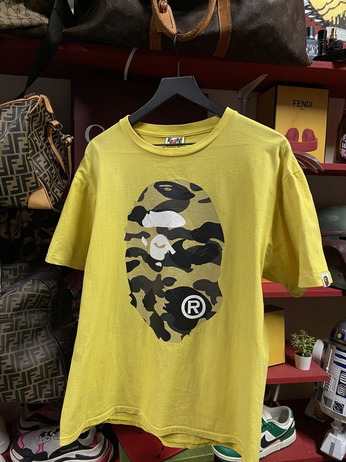Bape 1st Camo Big Ape Head Tee Size US L / EU 52-54 / 3 - 2 Thumbnail
