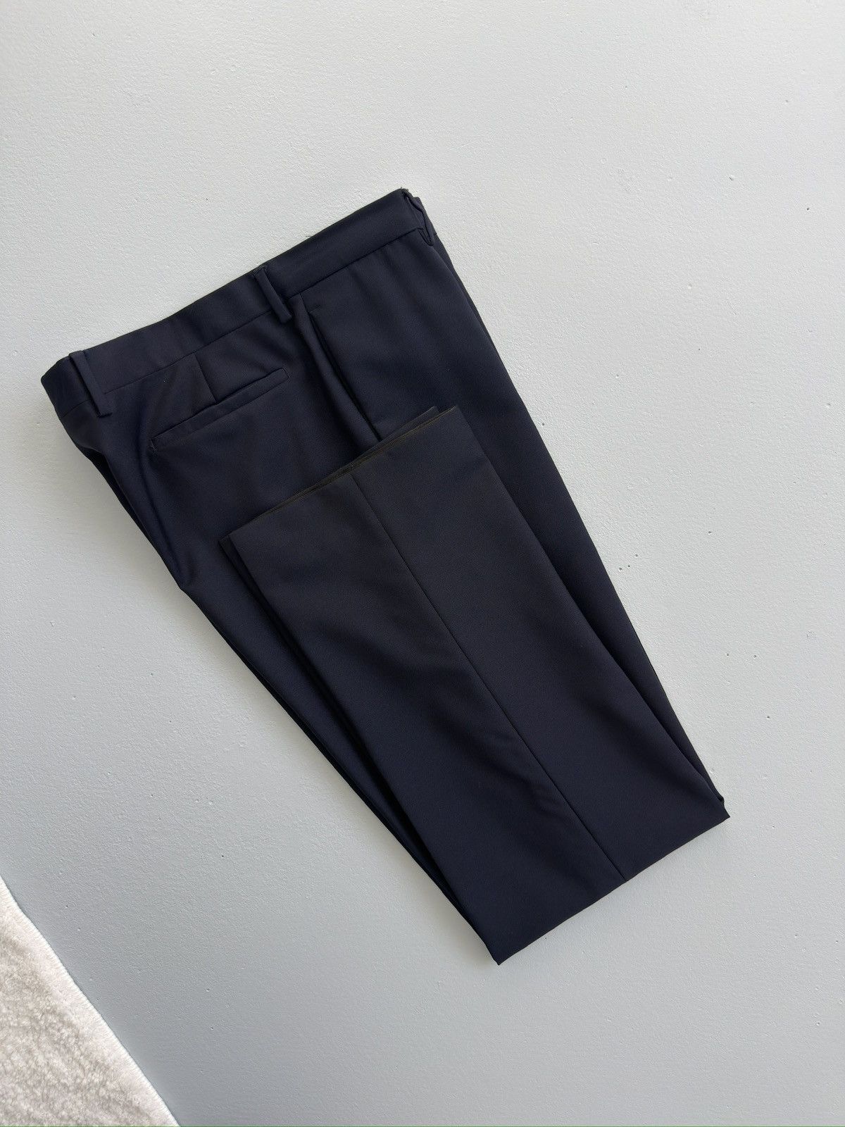 Dior × Hedi Slimane Dior Homme Navy Suit Navigate Hedi Slimane Size 44R - 8 Thumbnail