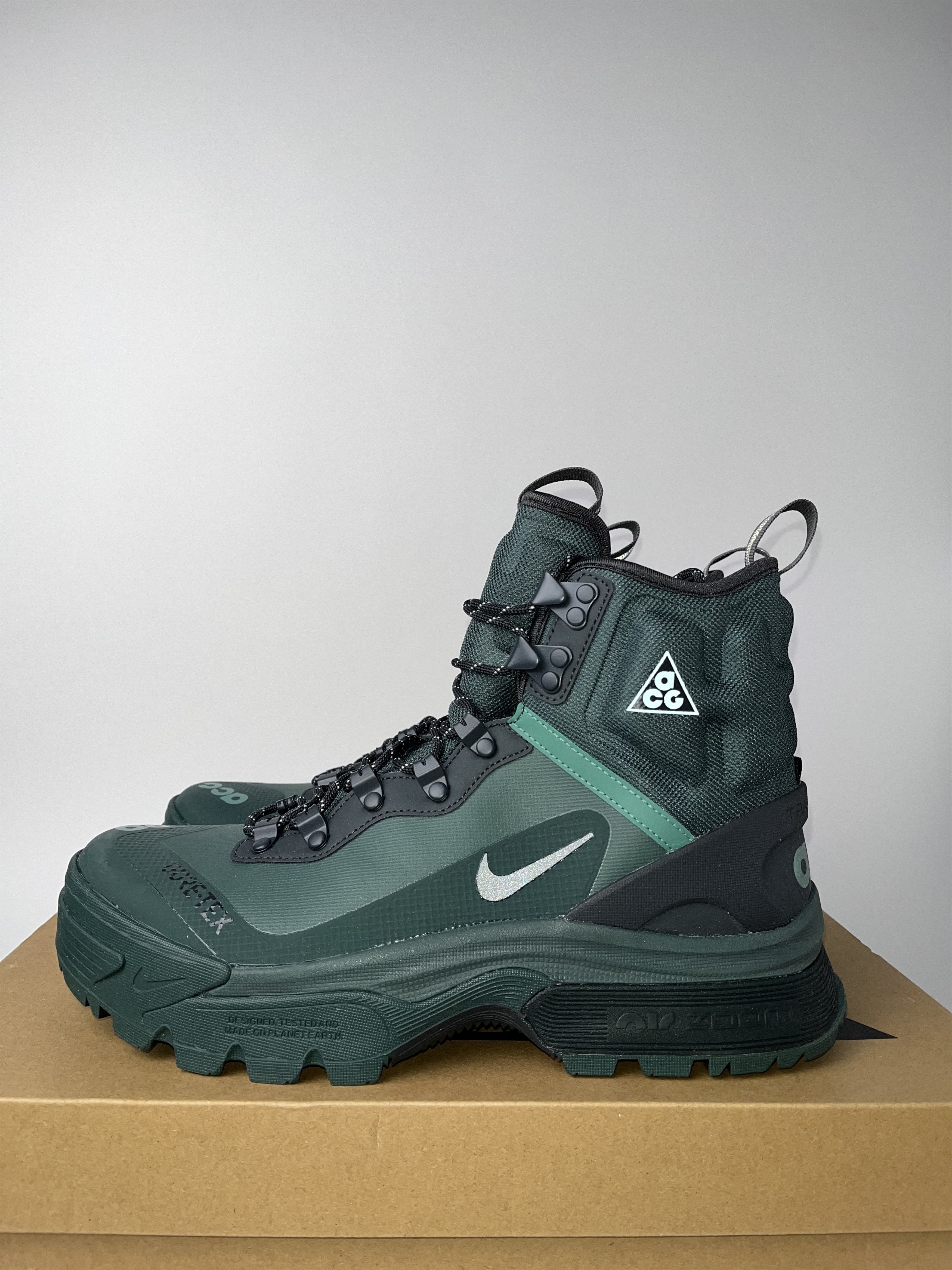 Nike ACG Boots Nike ACG Zoom Gaiadome GORE-TEX Size US 8.5 / EU 41-42 - 2 Thumbnail