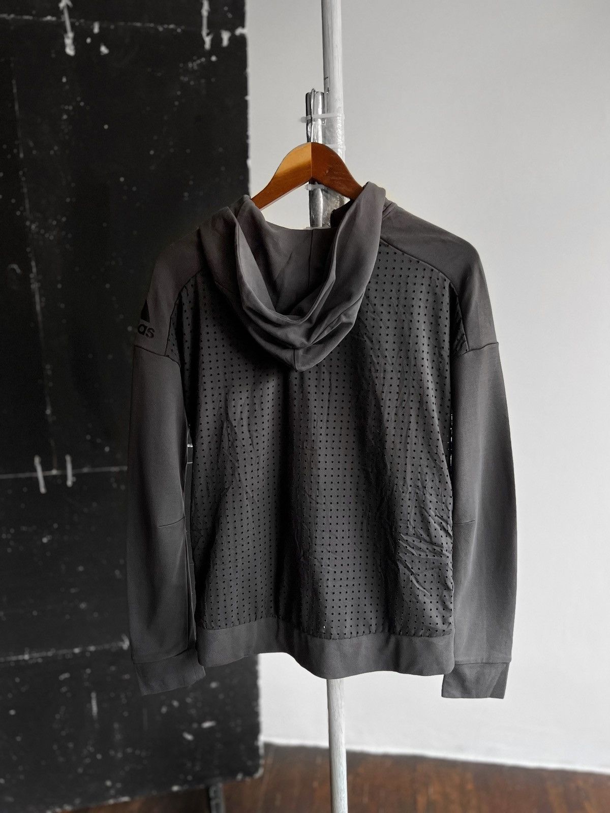 Adidas Adidas ZNE Womens Dark Gray Full Zip Long Sleeve Hoodie Size M / US 6-8 / IT 42-44 - 3 Thumbnail