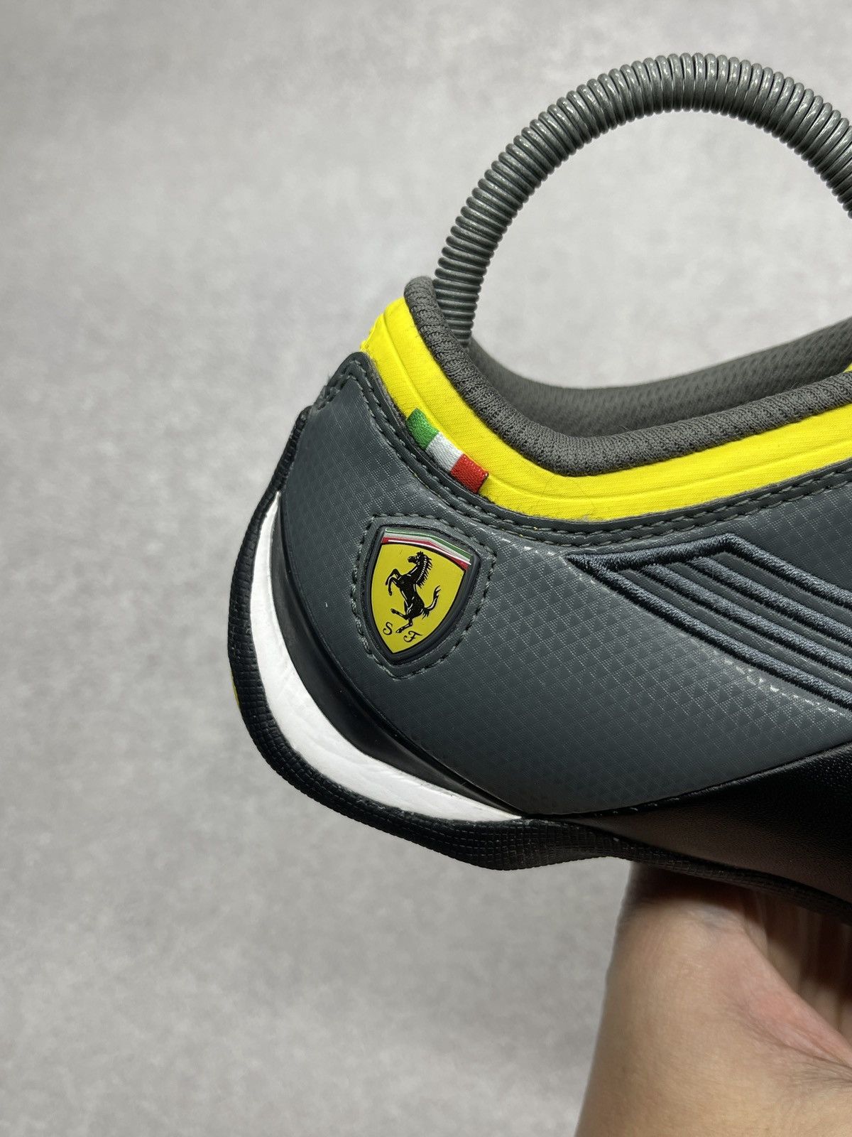 Ferrari × Puma Puma Ferrari Speedcat F1 Leather Sneakers Future Japan Style Size US 7 / IT 37 - 9 Thumbnail