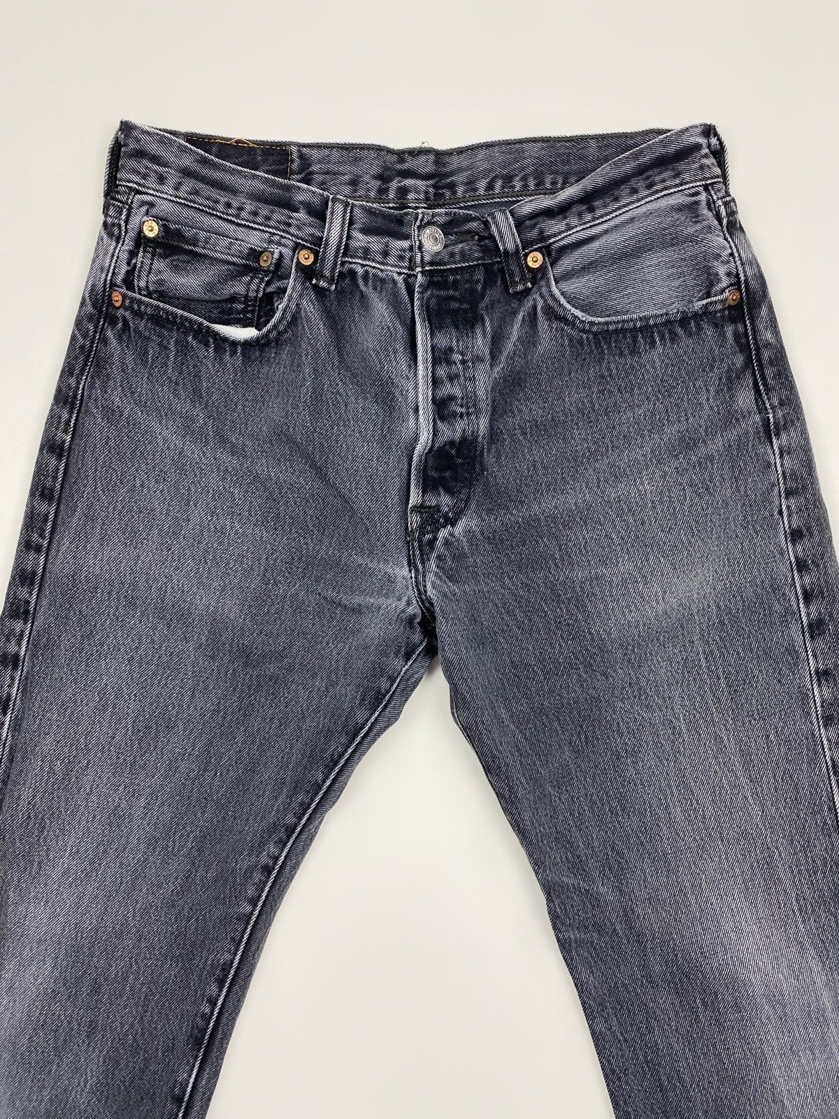 Levi's Levi’s 501 Washed Gray Distressed Denim Pants 30X30 Size US 30 / EU 46 - 5 Thumbnail