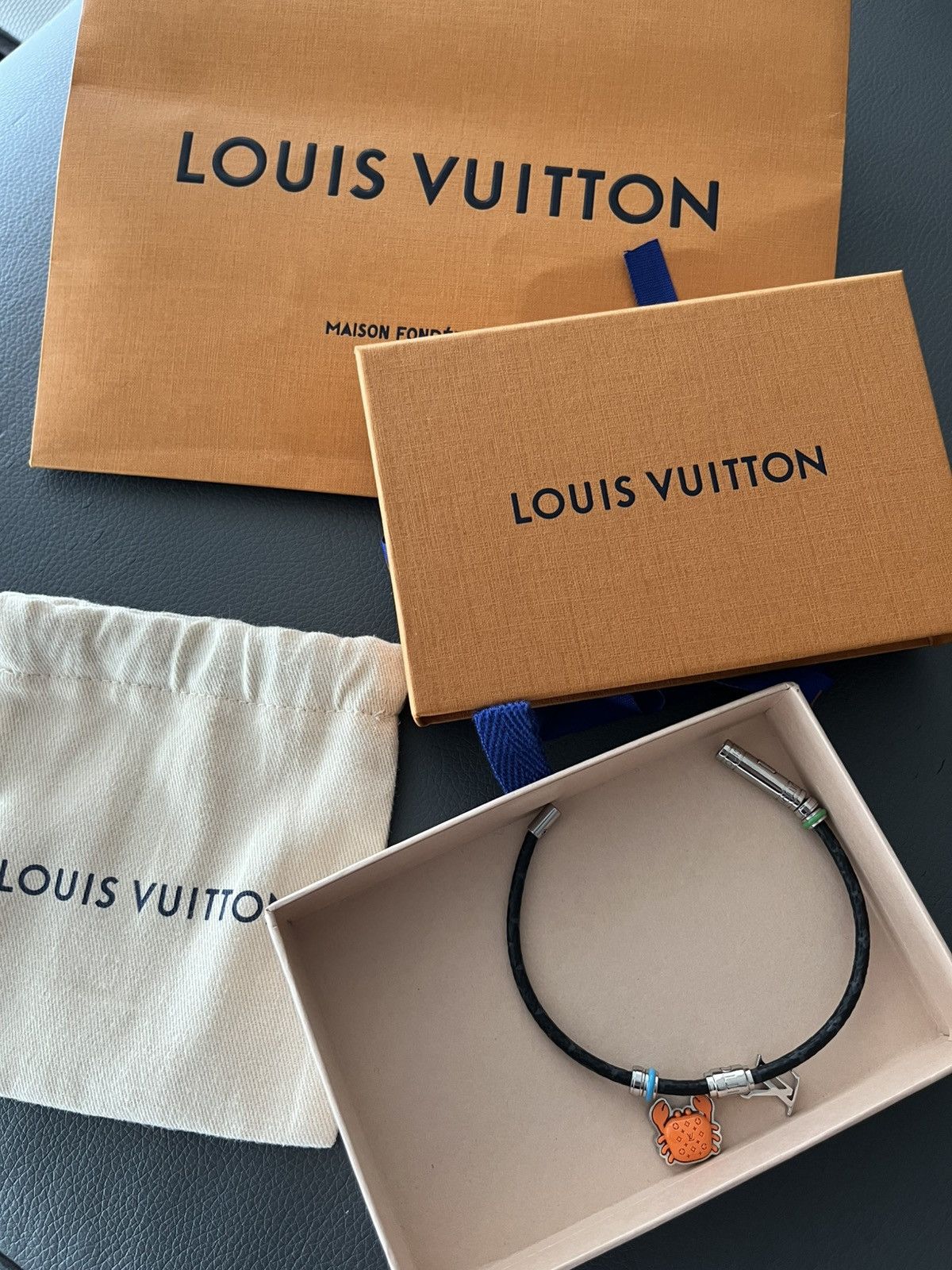 Louis Vuitton Louis Vuitton Logo Bracelet Runway limited edition NEW Size ONE SIZE - 15 Thumbnail