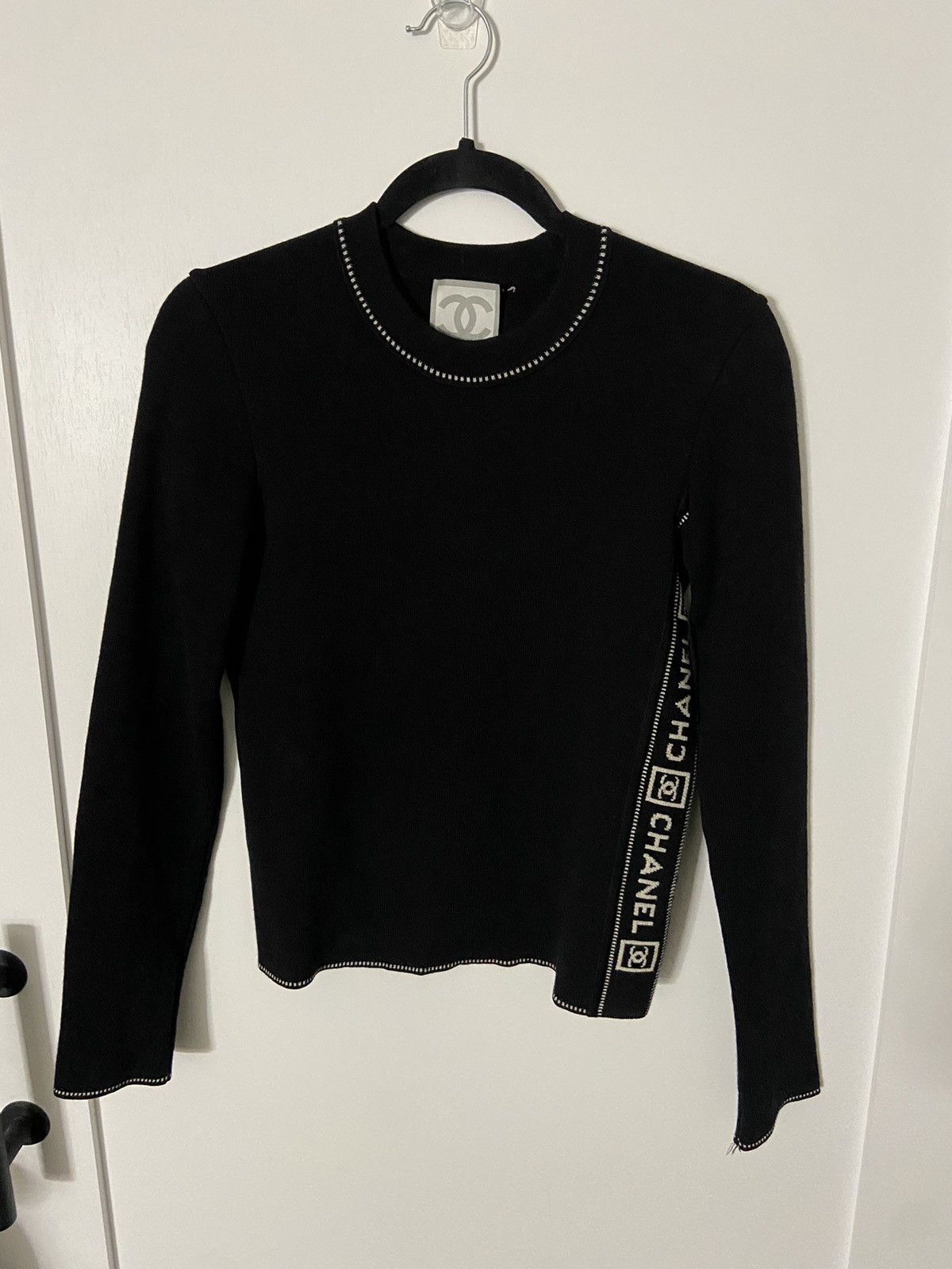 Chanel Vintage Chanel interlocking CC Longsleeve Pullover Size M / US 6-8 / IT 42-44 - 1 Thumbnail