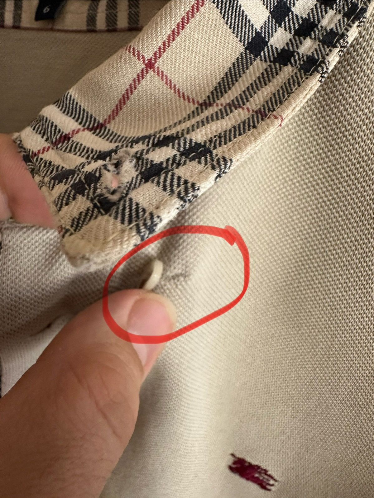 Burberry Burberry polo size M vintage Size US M / EU 48-50 / 2 - 10 Thumbnail