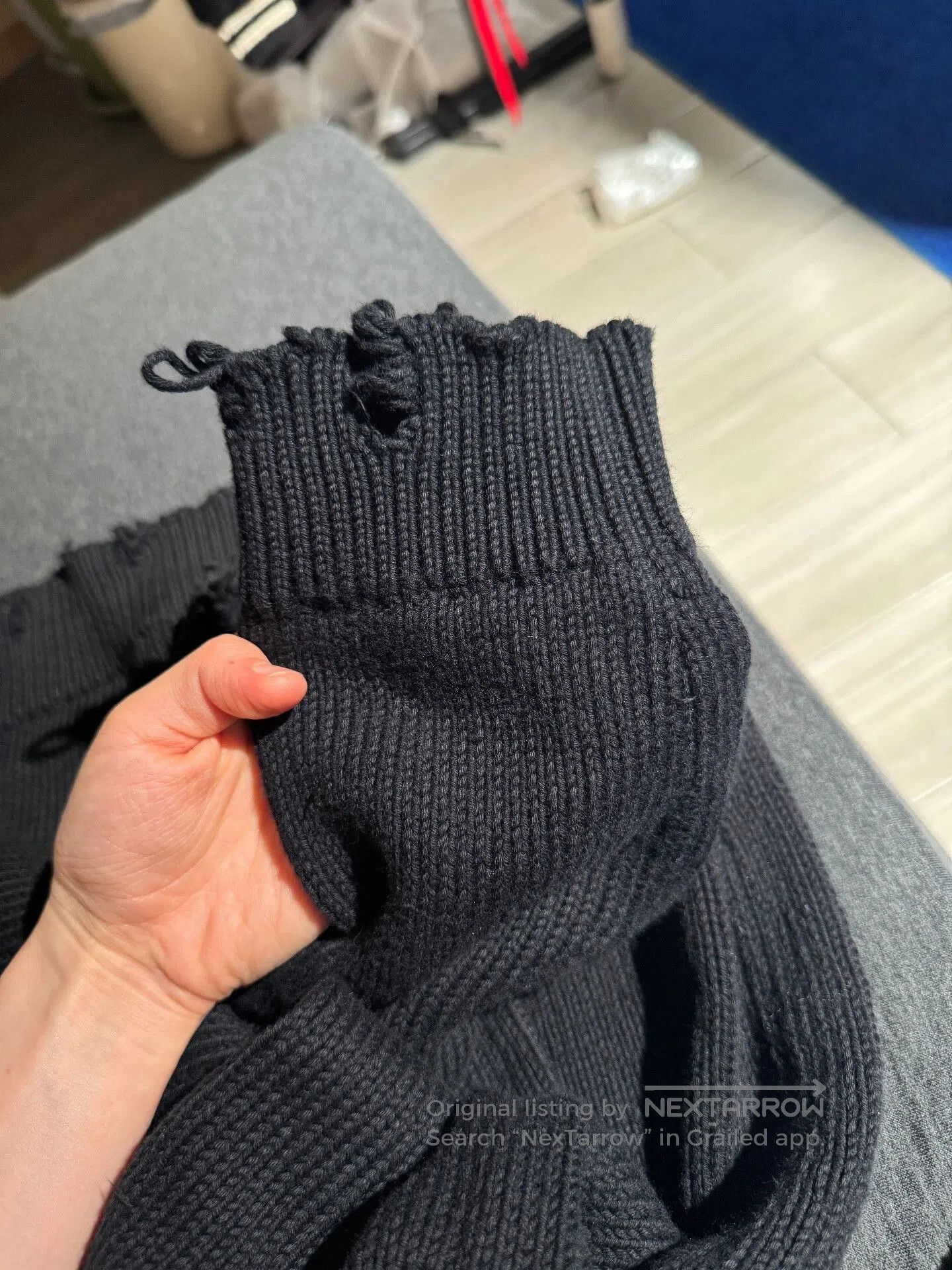 Saint Laurent Paris Saint Laurent Black Ribbed Ruffled Collar Sweater. Size US XL / EU 56 / 4 - 4 Thumbnail
