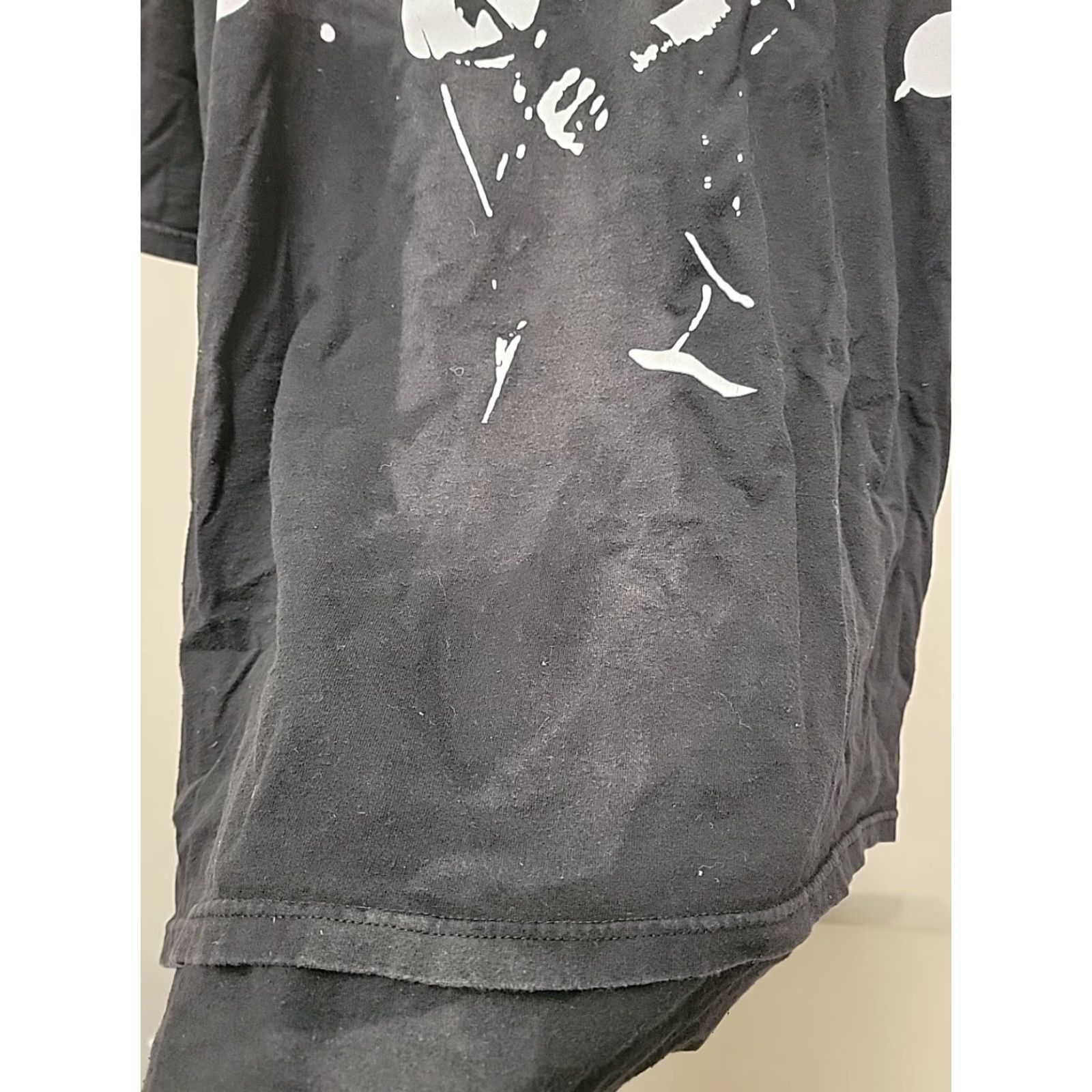 Hanes VINTAGE Ronnie James Dio Memorial Funeral Shirt 2XL Black Graphic Tee Men Shirt Black Rock Metal 90s Mens Size US XXL / EU 58 / 5 - 7 Thumbnail