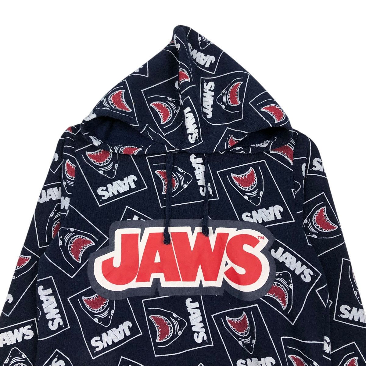 Japanese Brand 🔥VINTAGE HOODIE PULL OVER JAWS MOVIE FULL PRINT RARE DESIGN Size US M / EU 48-50 / 2 - 5 Thumbnail
