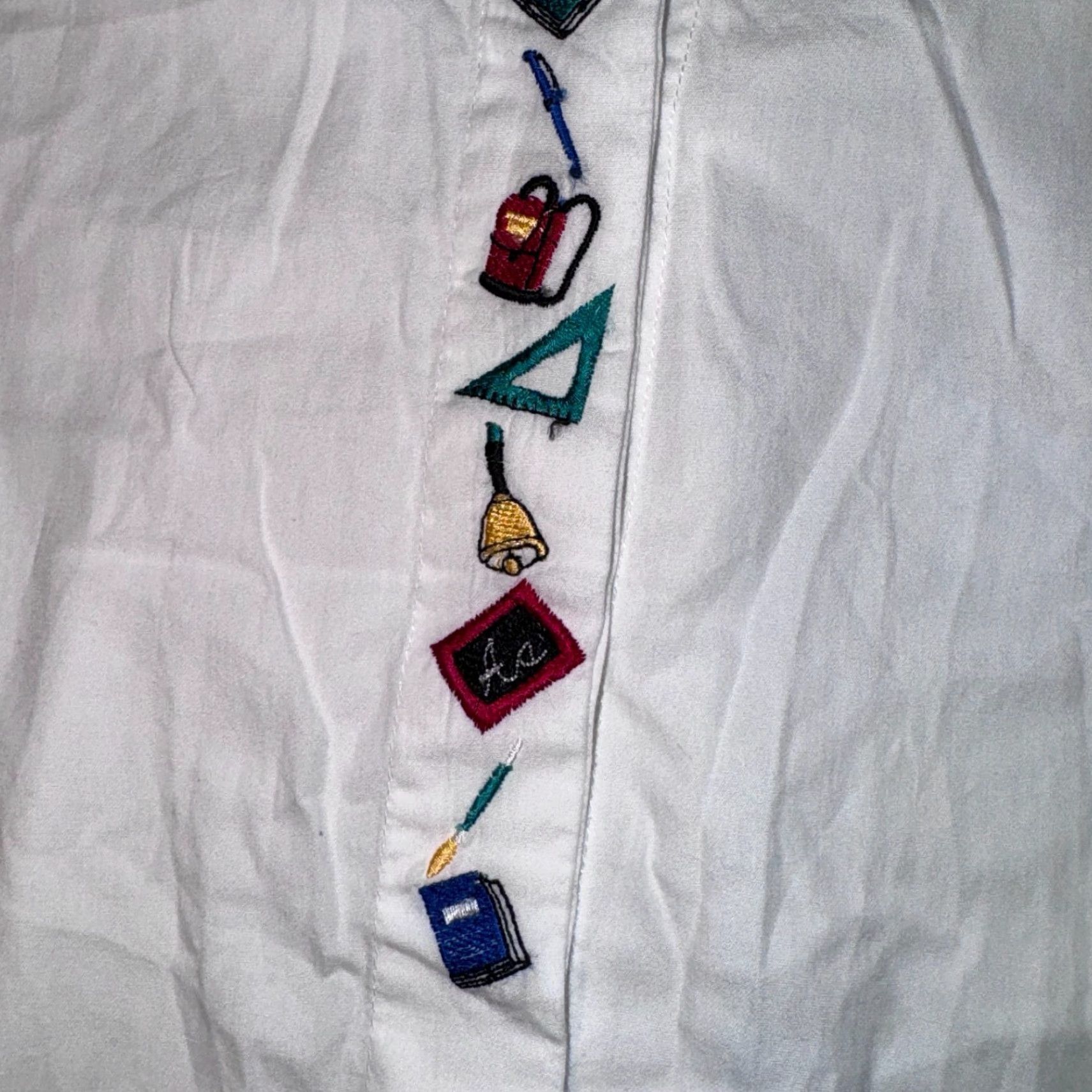 Vintage VINTAGE Donnkenny Shirt Women Small White Solid Long Sleeve Button-Up Shirt with Shoulder Pads for Business Casual Travel Size S / US 4 / IT 40 - 3 Thumbnail