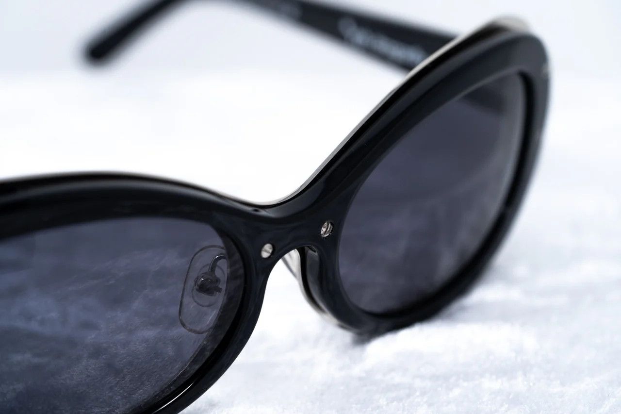 Yohji Yamamoto Yohji Yamamoto Sunglasses Cat Eye Black and Grey Size ONE SIZE - 9 Thumbnail