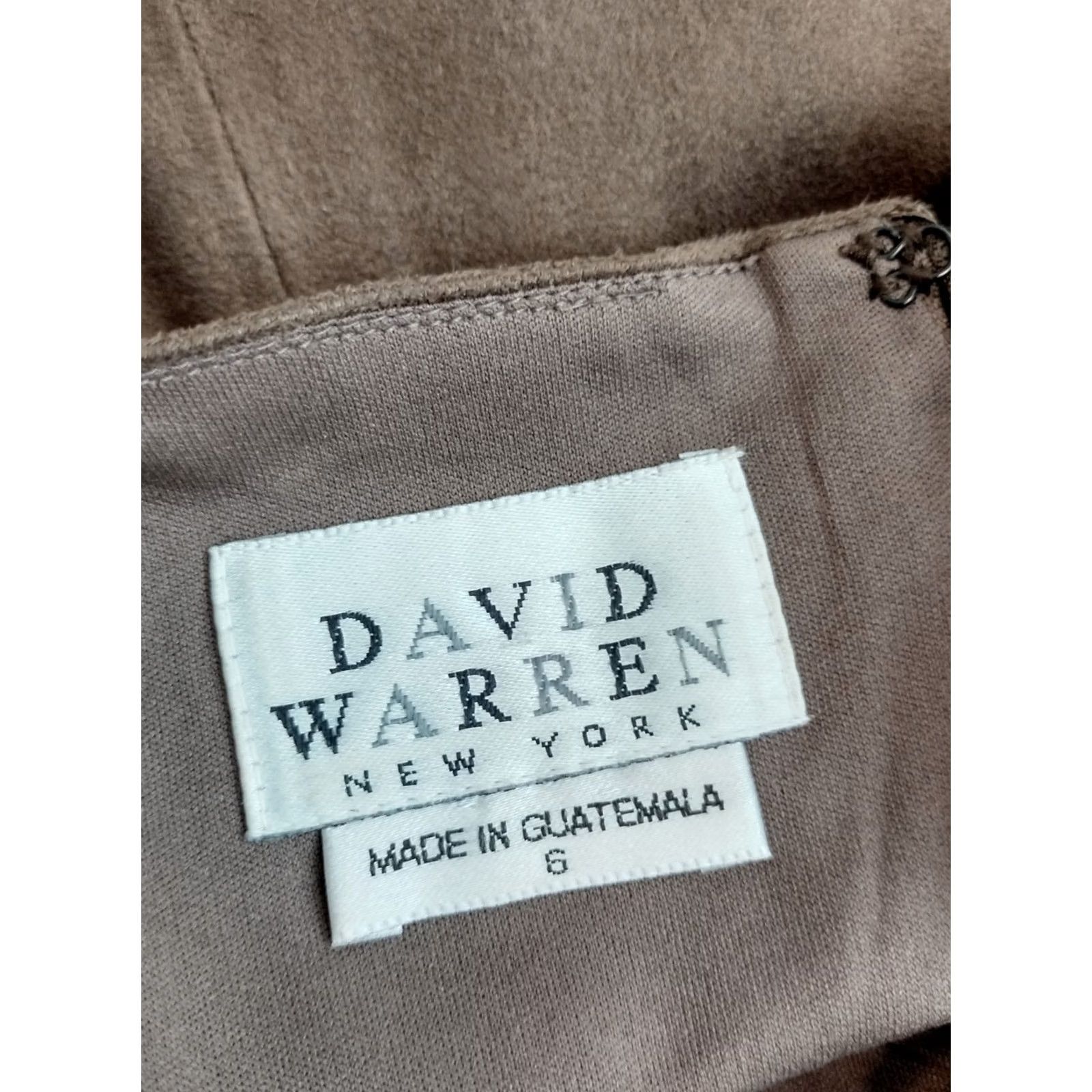 Velvet David Warren 3/4 Sleeve Round Neck Solid Brown Velvet Midi Zip Back Size 6 Dress Vintage Womens Brown Velvet Midi Zip Back 3/4 Sleeve Size M / US 6-8 / IT 42-44 - 6 Thumbnail